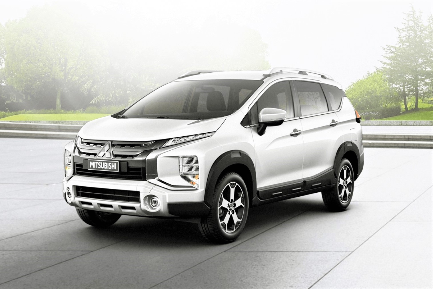 Mitsubishi Xpander Cross ra mat tai Thai Lan, can ke ngay ve VN hinh anh
