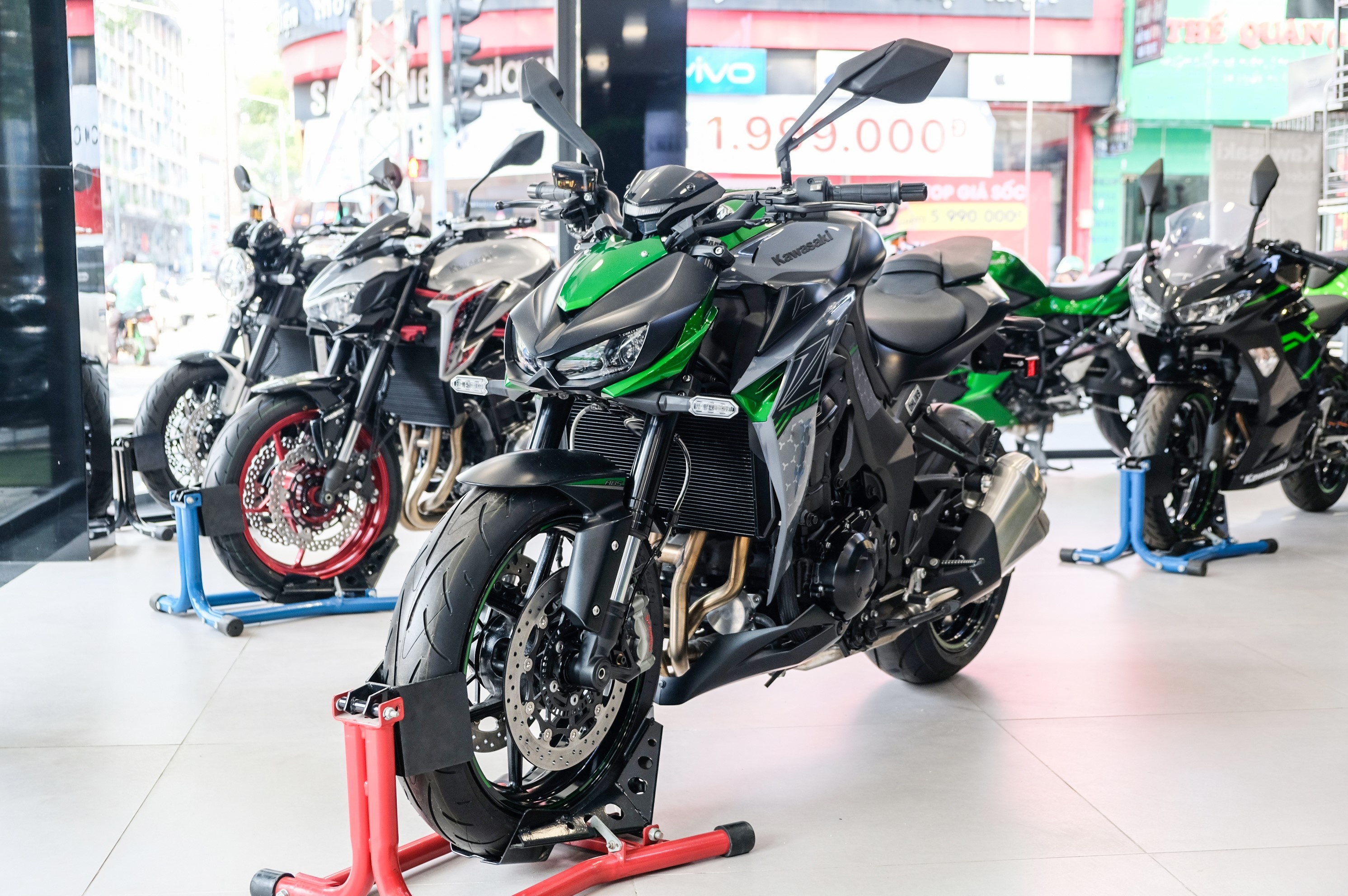 Kawasaki Z1000 2020 tai VN - gia tang, ngoai hinh khong doi hinh anh