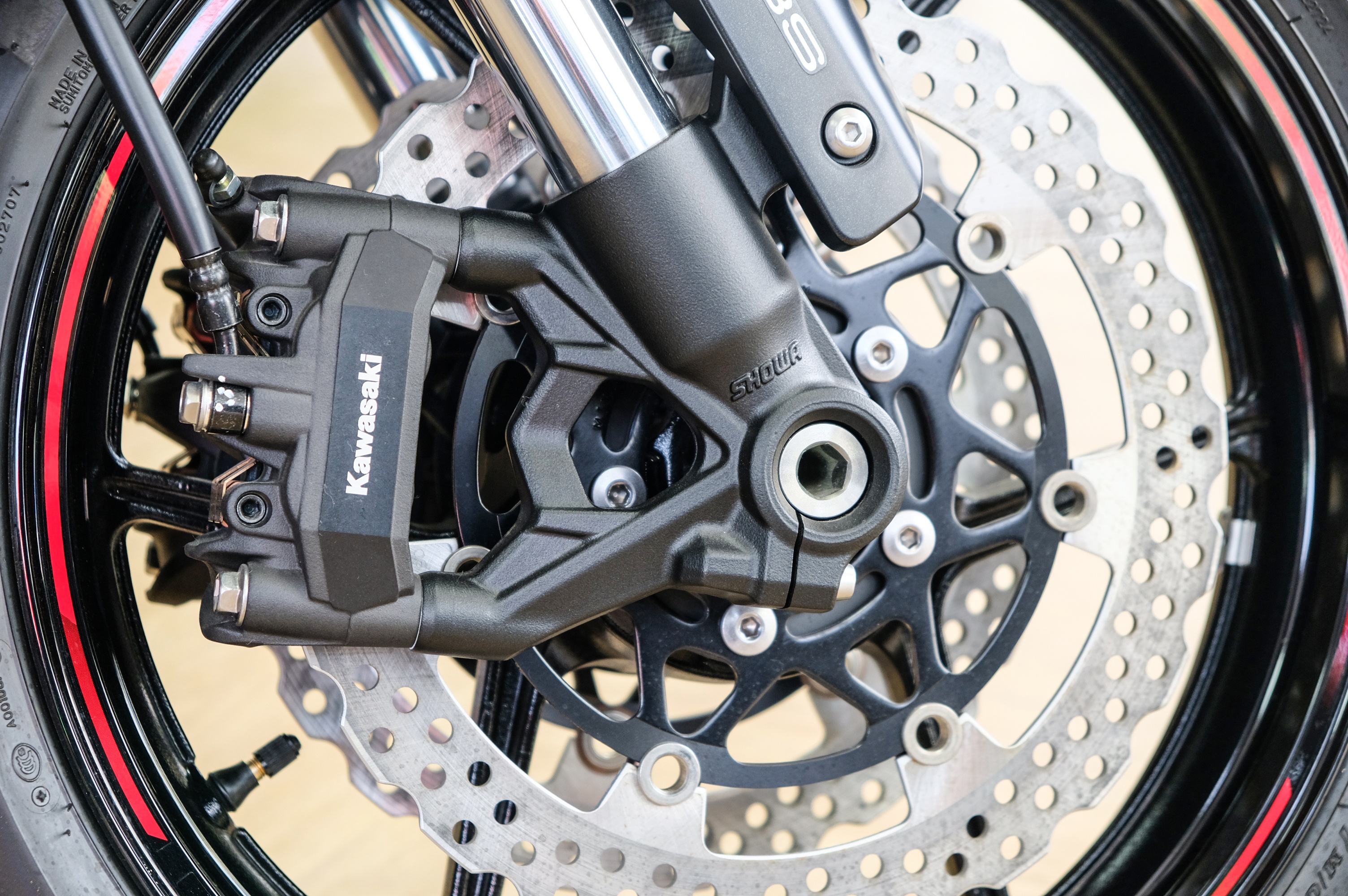 Kawasaki Z1000 2020 ve VN,  tang gia so voi doi cu anh 10