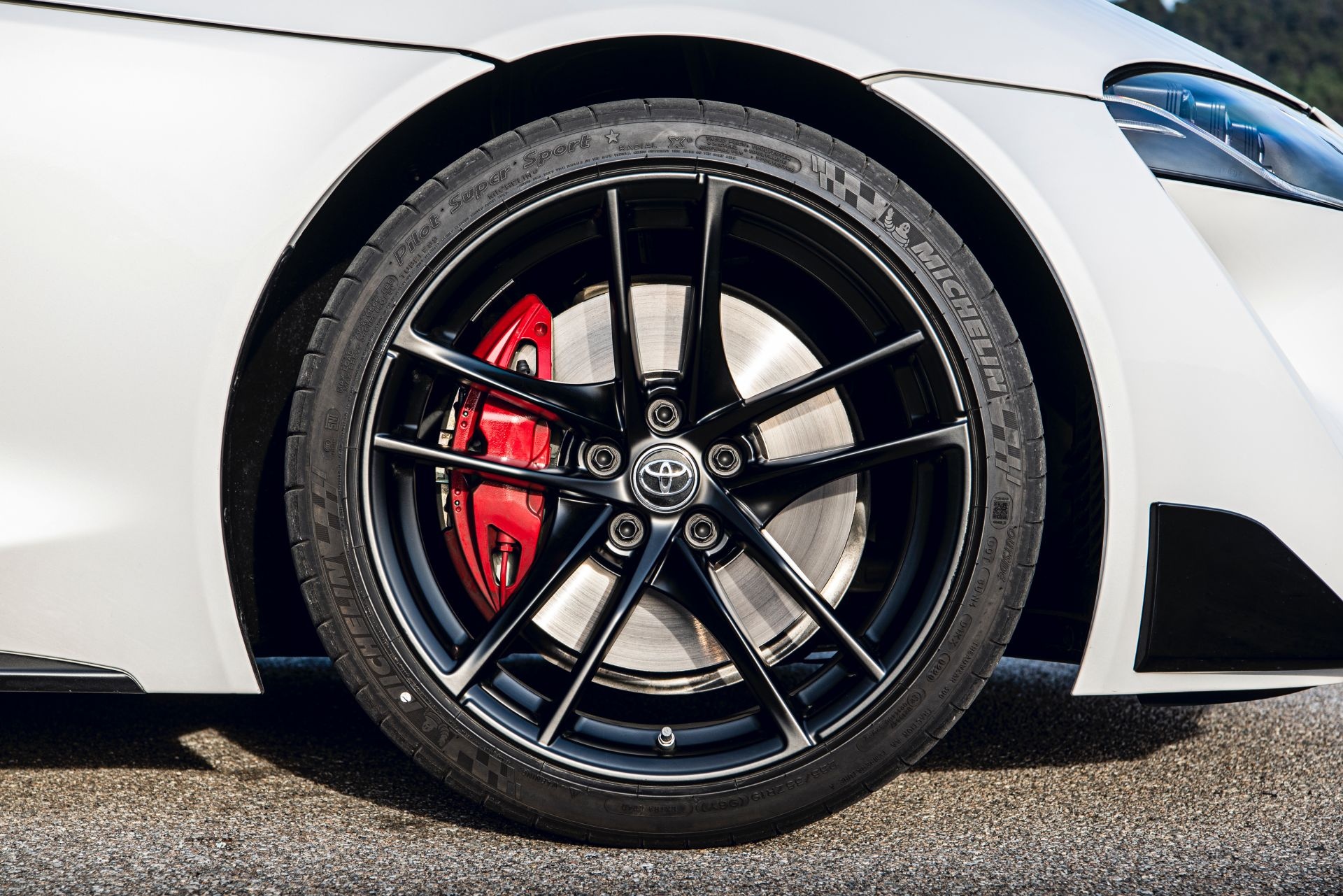 Toyota Supra ra mat phien ban gioi han cho thi truong chau Au anh 5