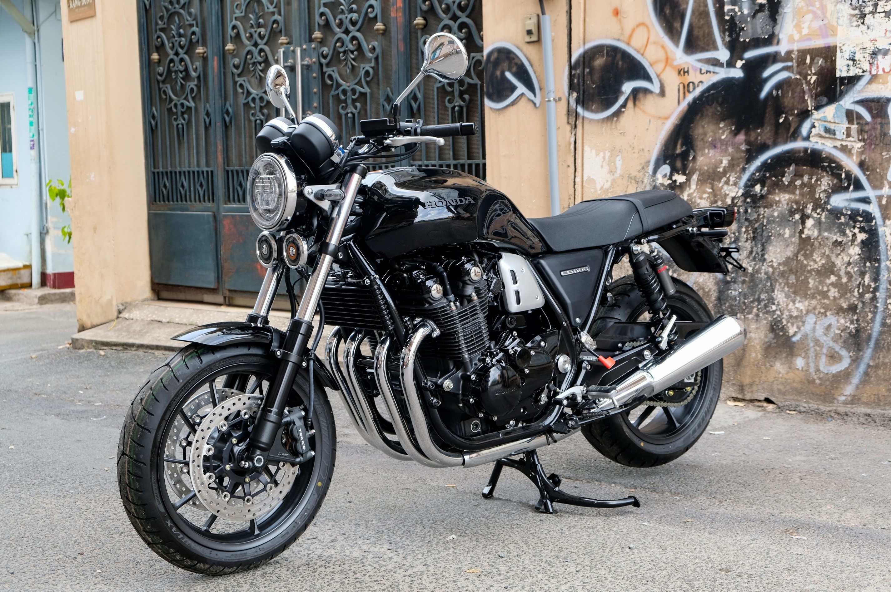 Moto co dien Honda CB1100 RS gia hon 500 trieu tai VN hinh anh