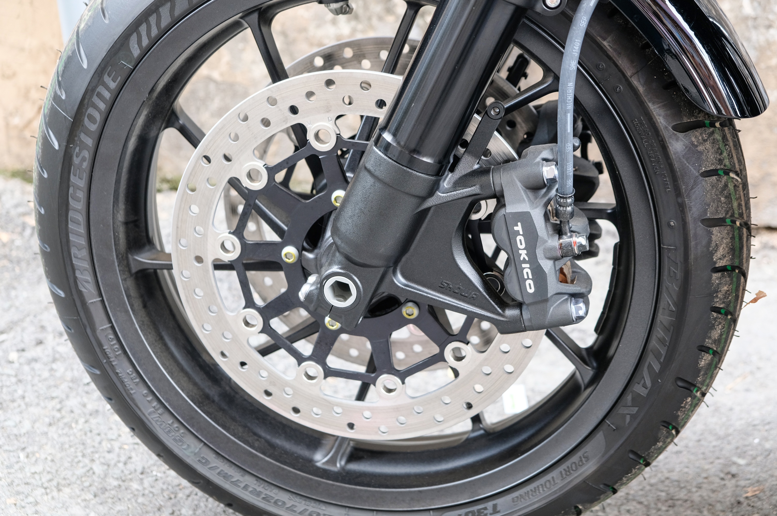 Moto co dien Honda CB1100 RS gia hon 500 trieu anh 9