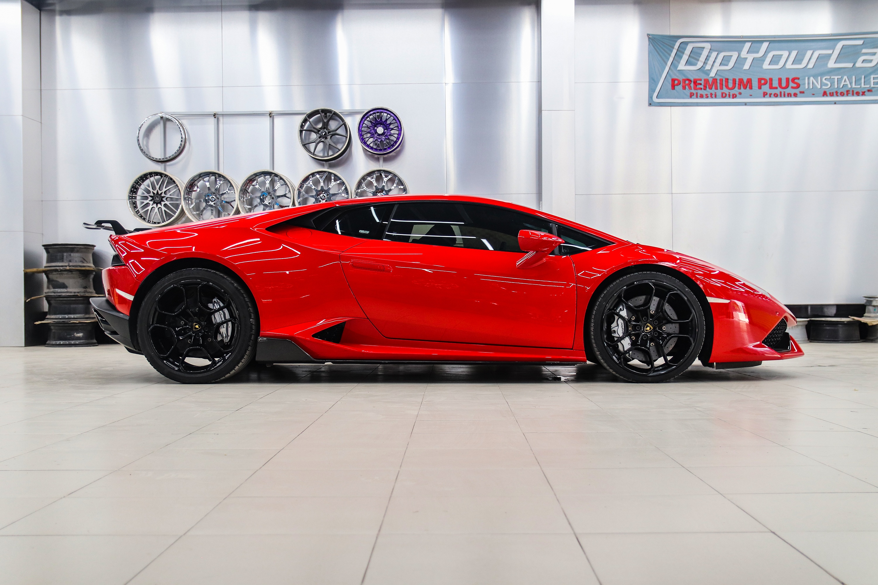 Lamborghini Huracan màu đỏ ảnh 3 Lamborghini Huracan mau do anh 3