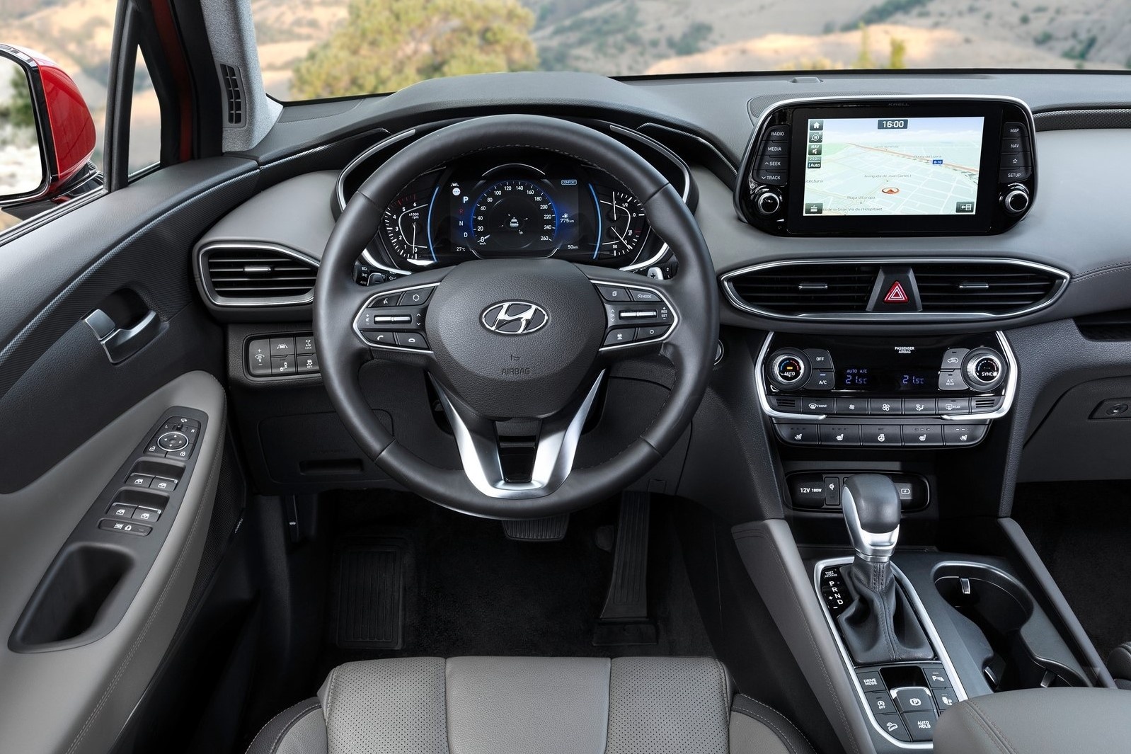 So sánh Kia Sorento và Hyundai Santa Fe ảnh 10 So sanh Kia Sorento va Hyundai Santa Fe anh 10