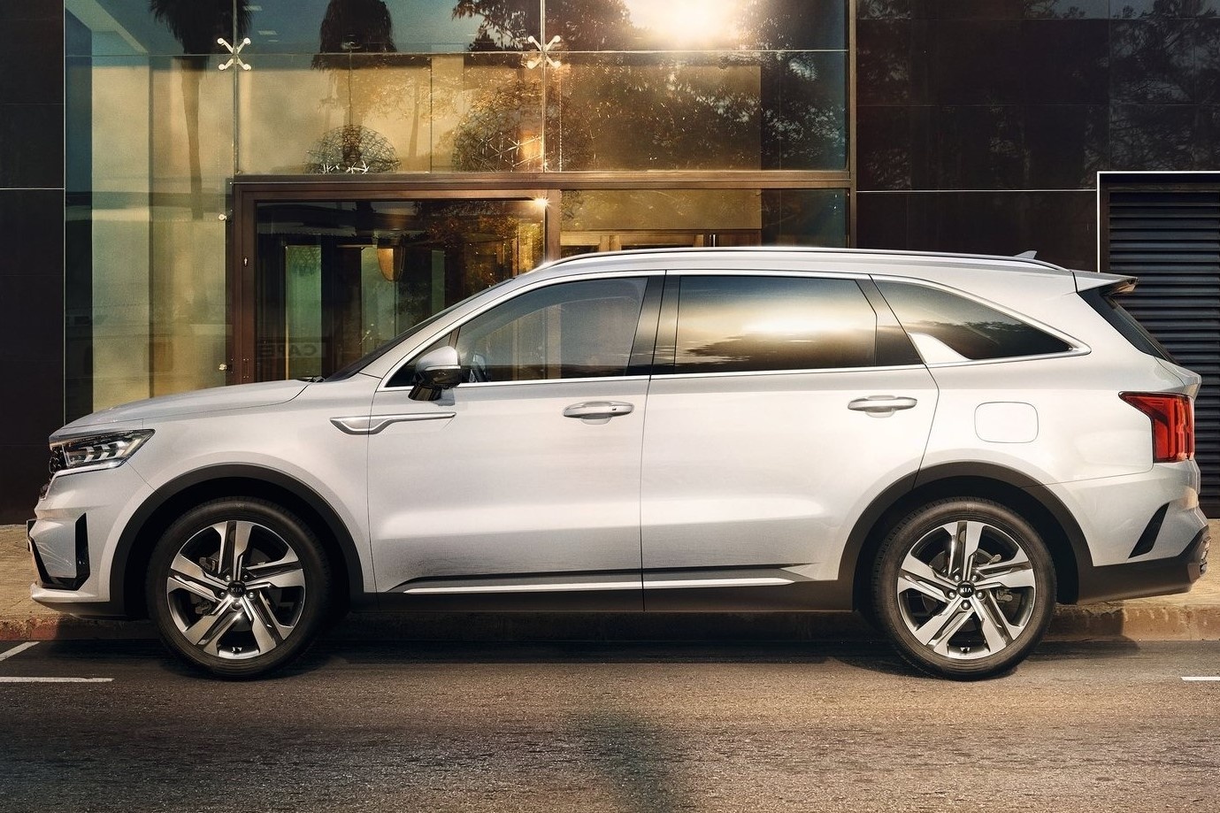 So sánh Kia Sorento và Hyundai Santa Fe ảnh 5 So sanh Kia Sorento va Hyundai Santa Fe anh 5