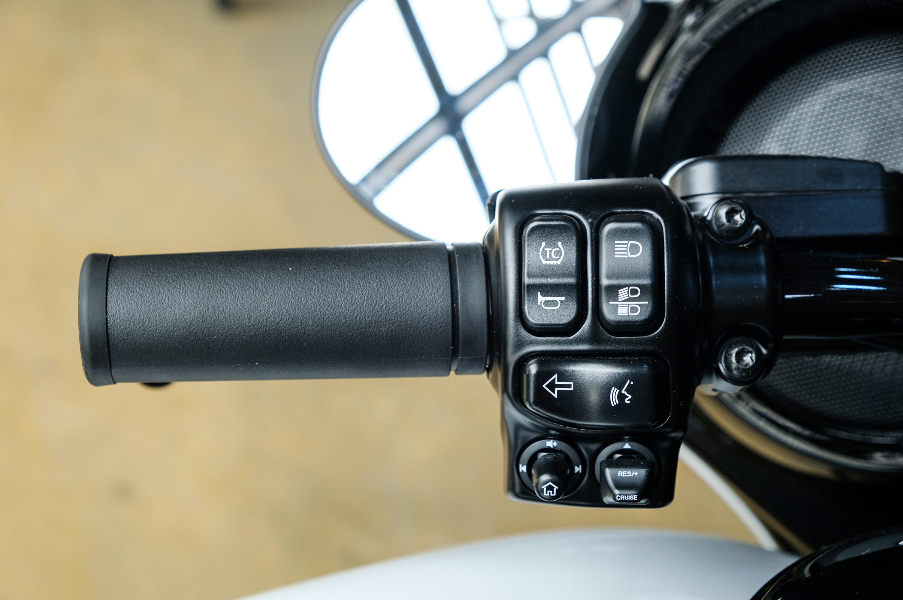 Harley-Davidson Street Glide Special 2020 giá 1 tỷ đồng ảnh 10 Harley-Davidson Street Glide Special 2020 gia 1 ty dong anh 10