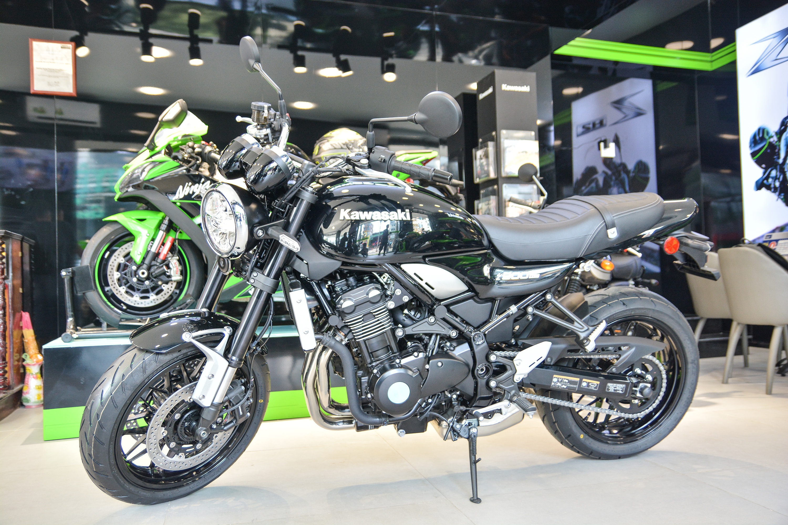 5 moto co dien dang chu y anh 2