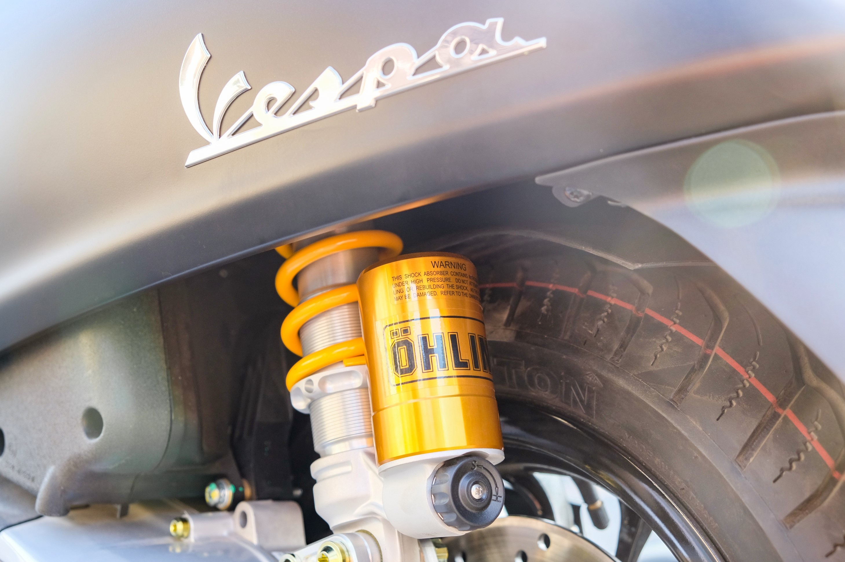 Vespa Sprint Notte độ 100 triệu ảnh 8 Vespa Sprint Notte do 100 trieu anh 8