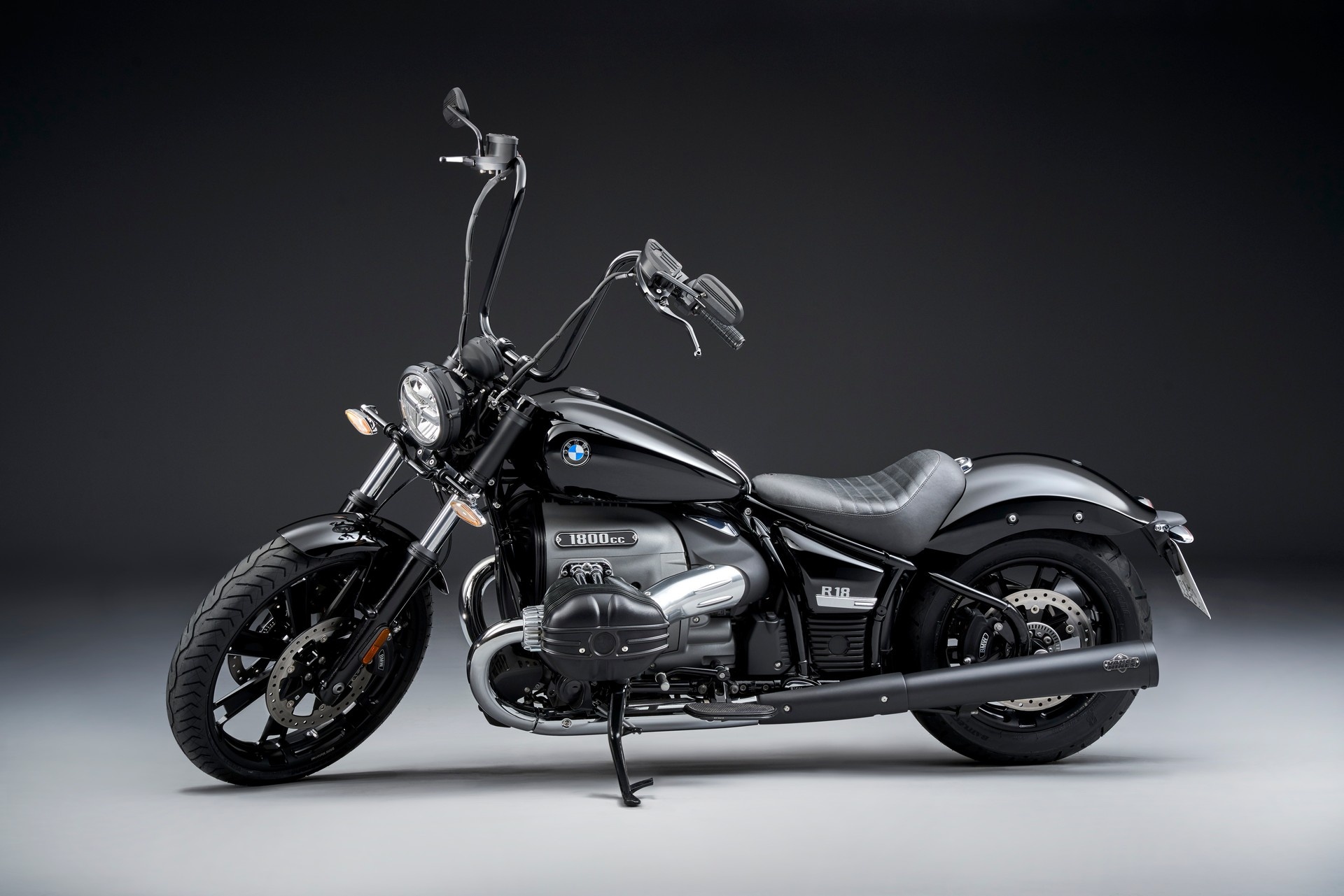 BMW ra mat mau cruiser R 18 hoan toan moi anh 16