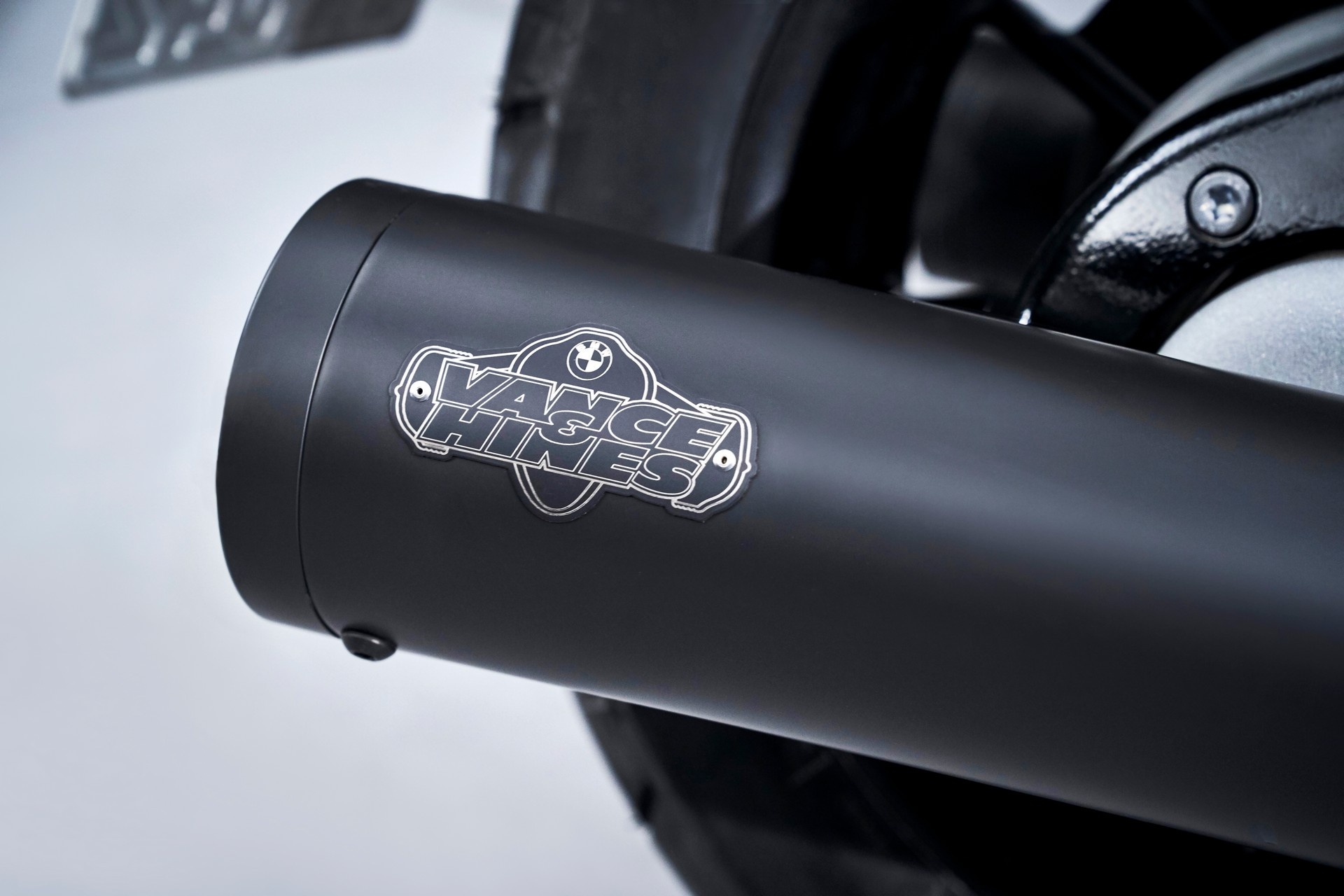 BMW ra mat mau cruiser R 18 hoan toan moi anh 15