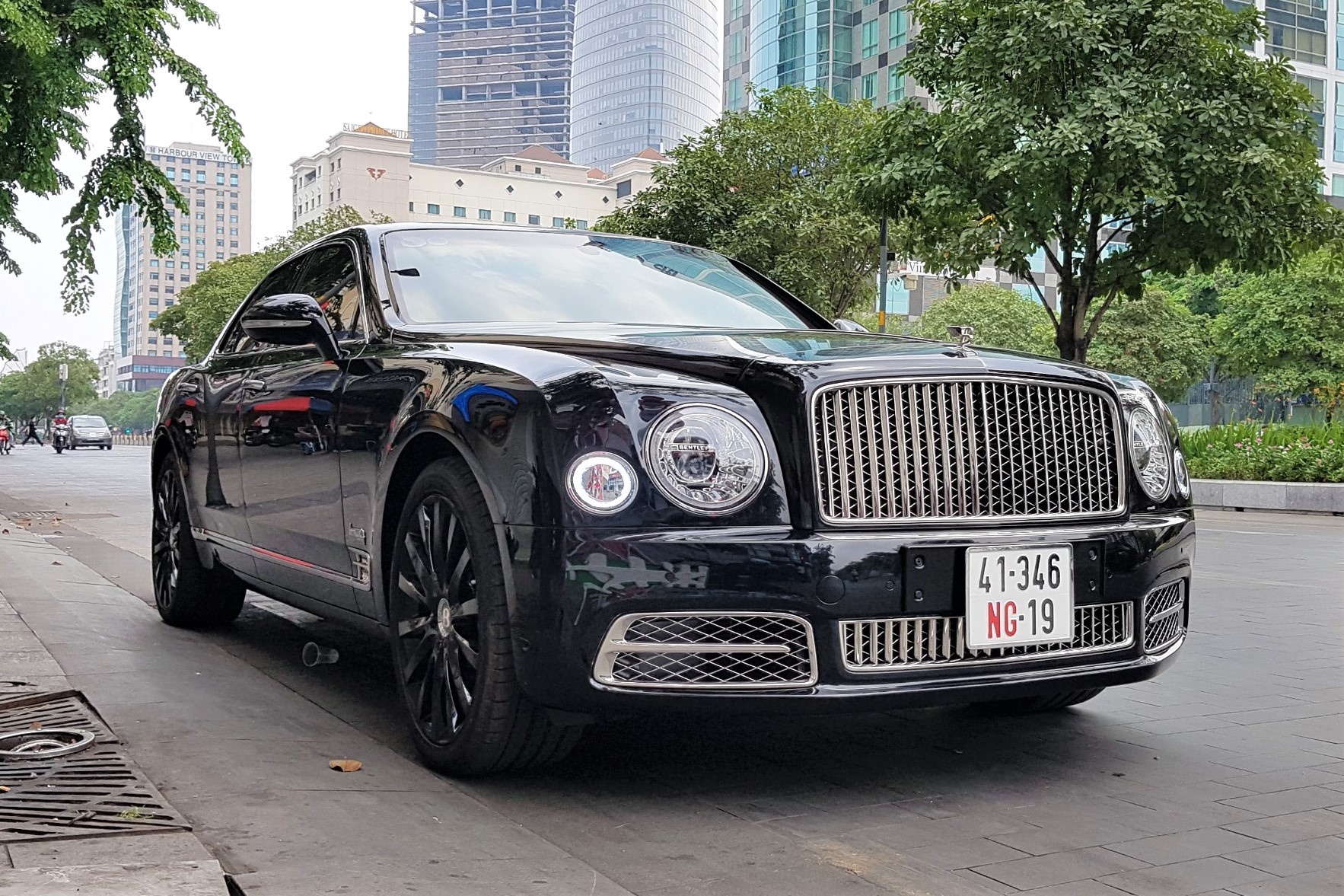 Bentley Mulsanne W.O. Edition ban gioi han xuat hien tai TP.HCM hinh anh
