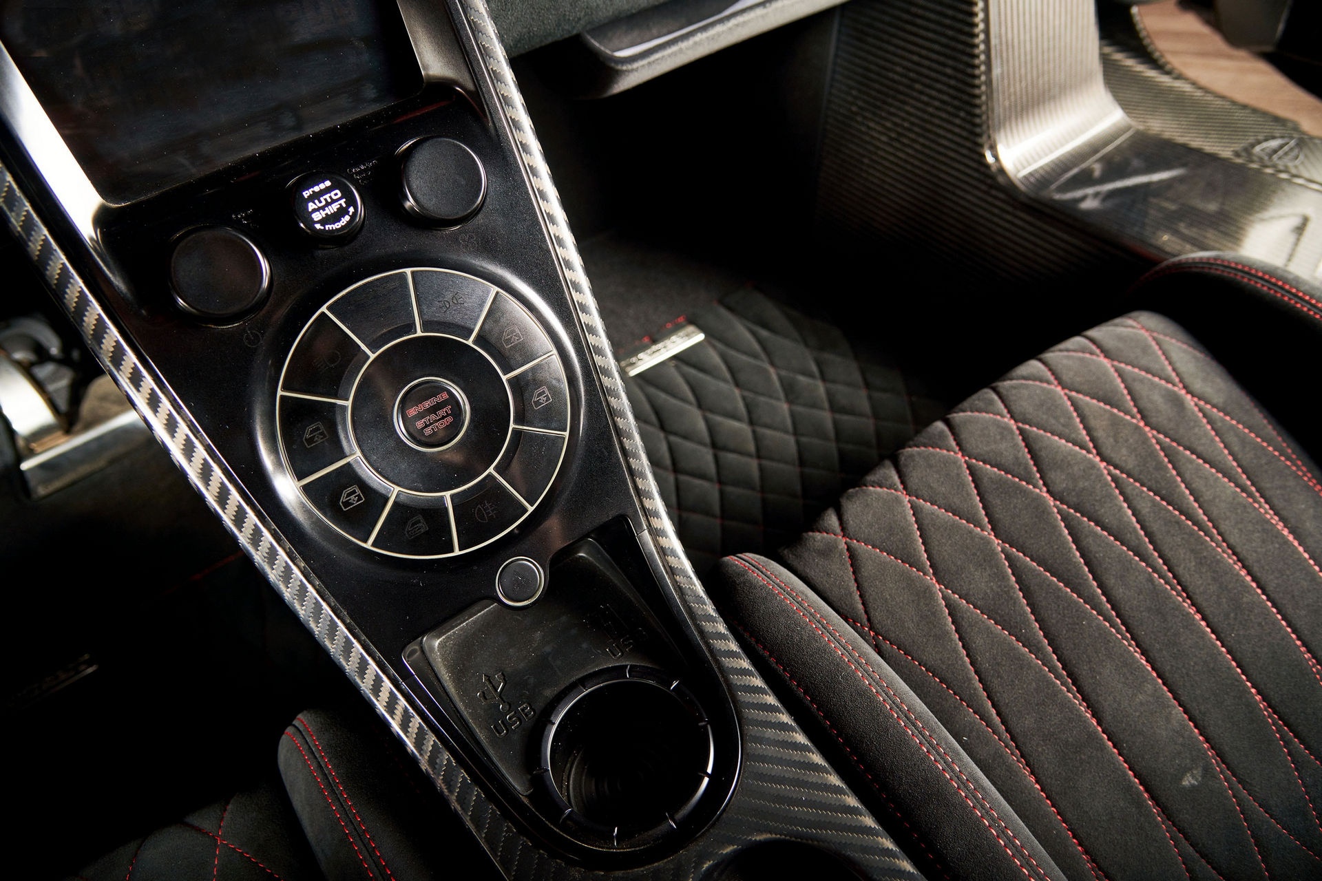 Koenigsegg Agera RS phien ban doc nhat Draken anh 9