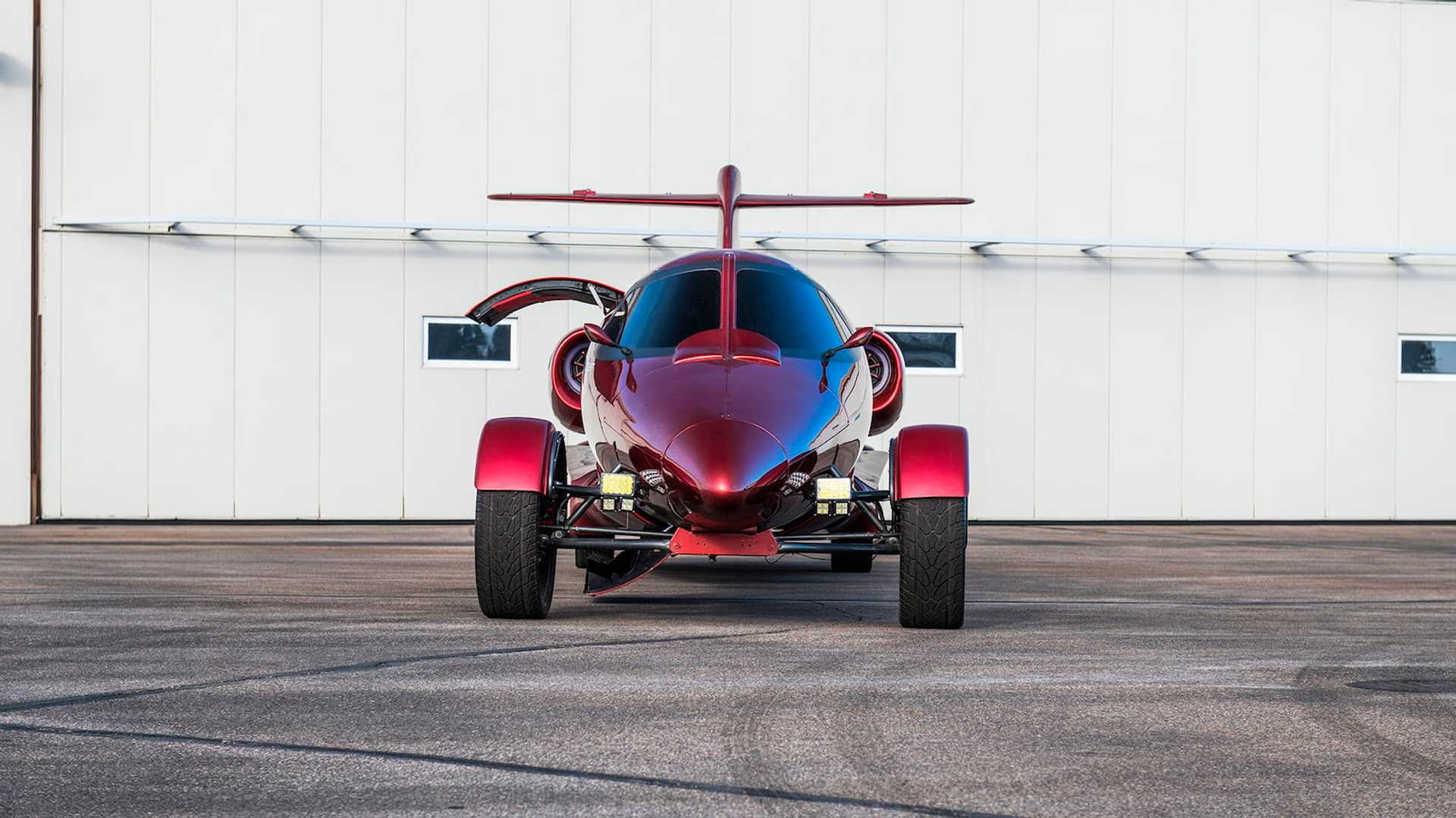 Xe lai may bay gia trieu USD anh 4