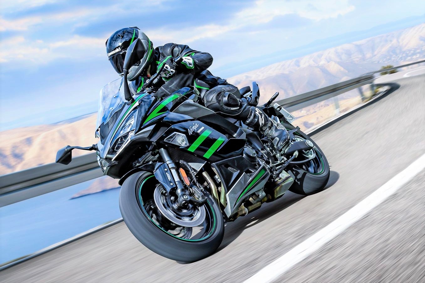 Kawasaki Ninja 1000SX 2020 duoc cai tien, gia tu 12.400 USD hinh anh