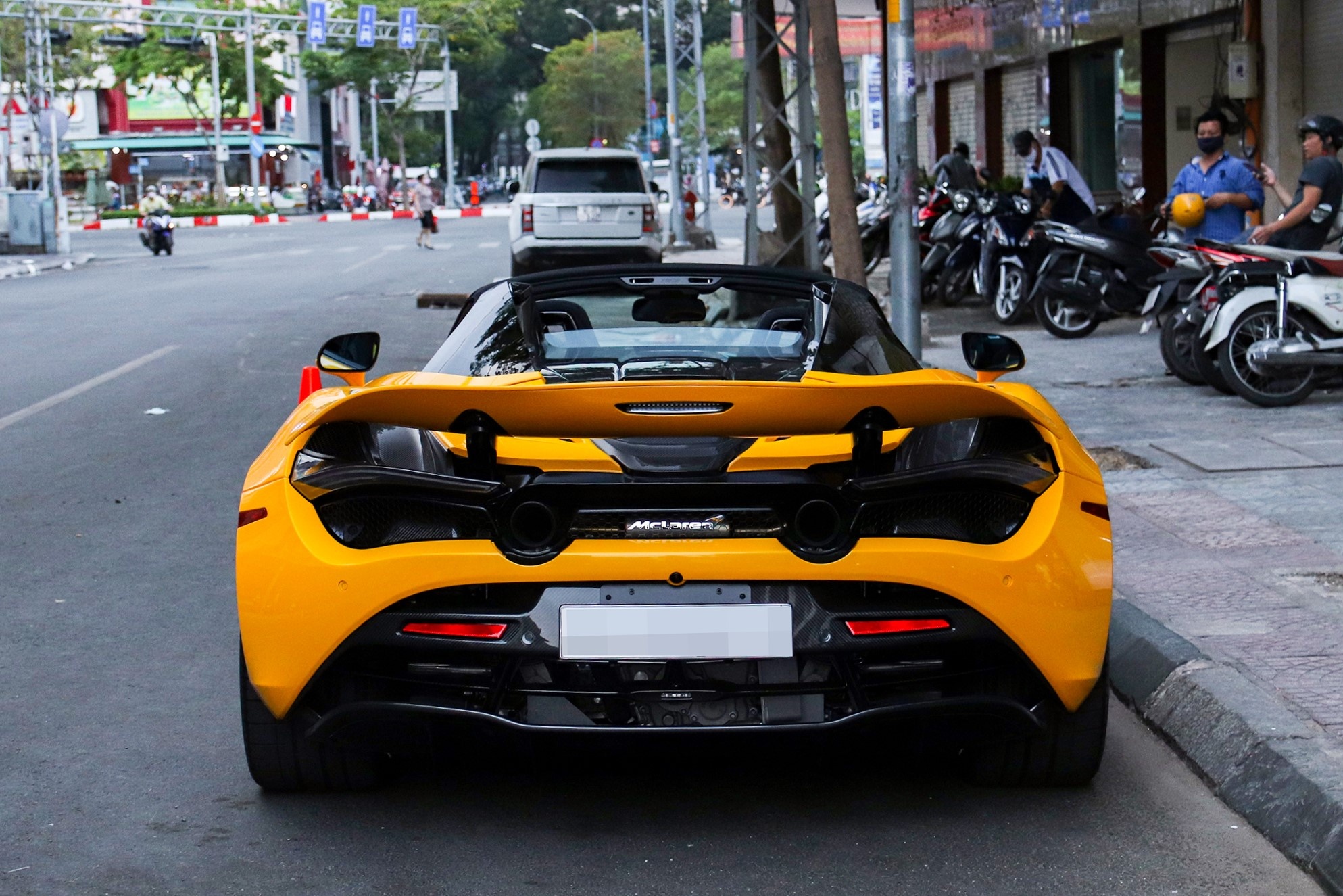 McLaren 720S Spider tai TP.HCM anh 5