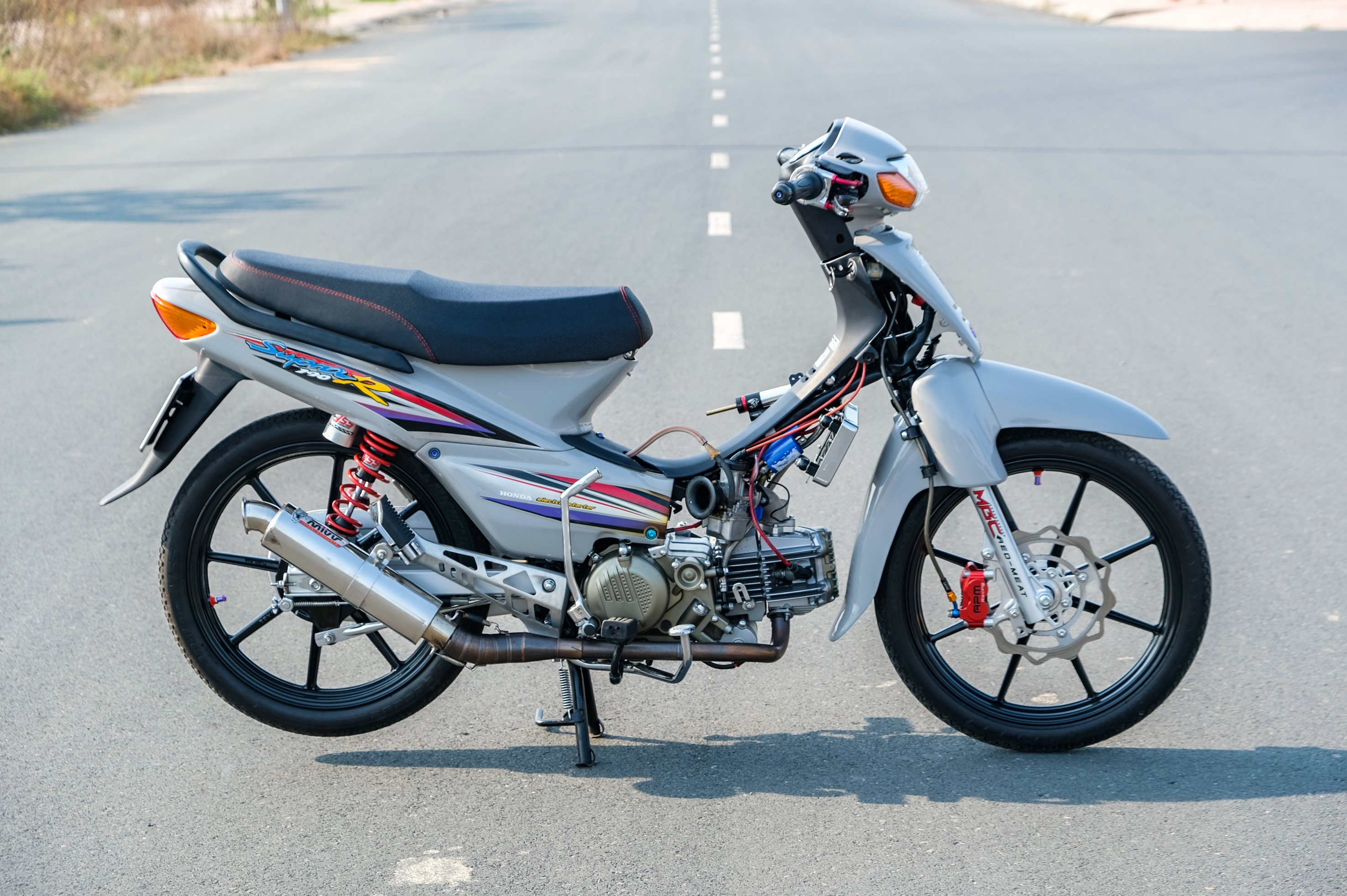 Honda Wave Alpha nang cap dong co 190 cc anh 3