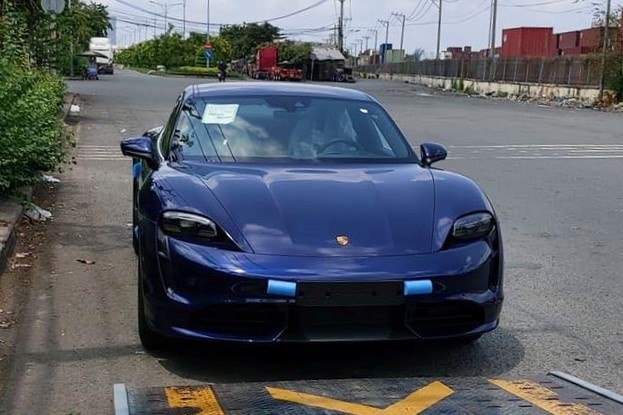 Porsche Taycan về Việt Nam ảnh 1 Porsche Taycan ve Viet Nam anh 1