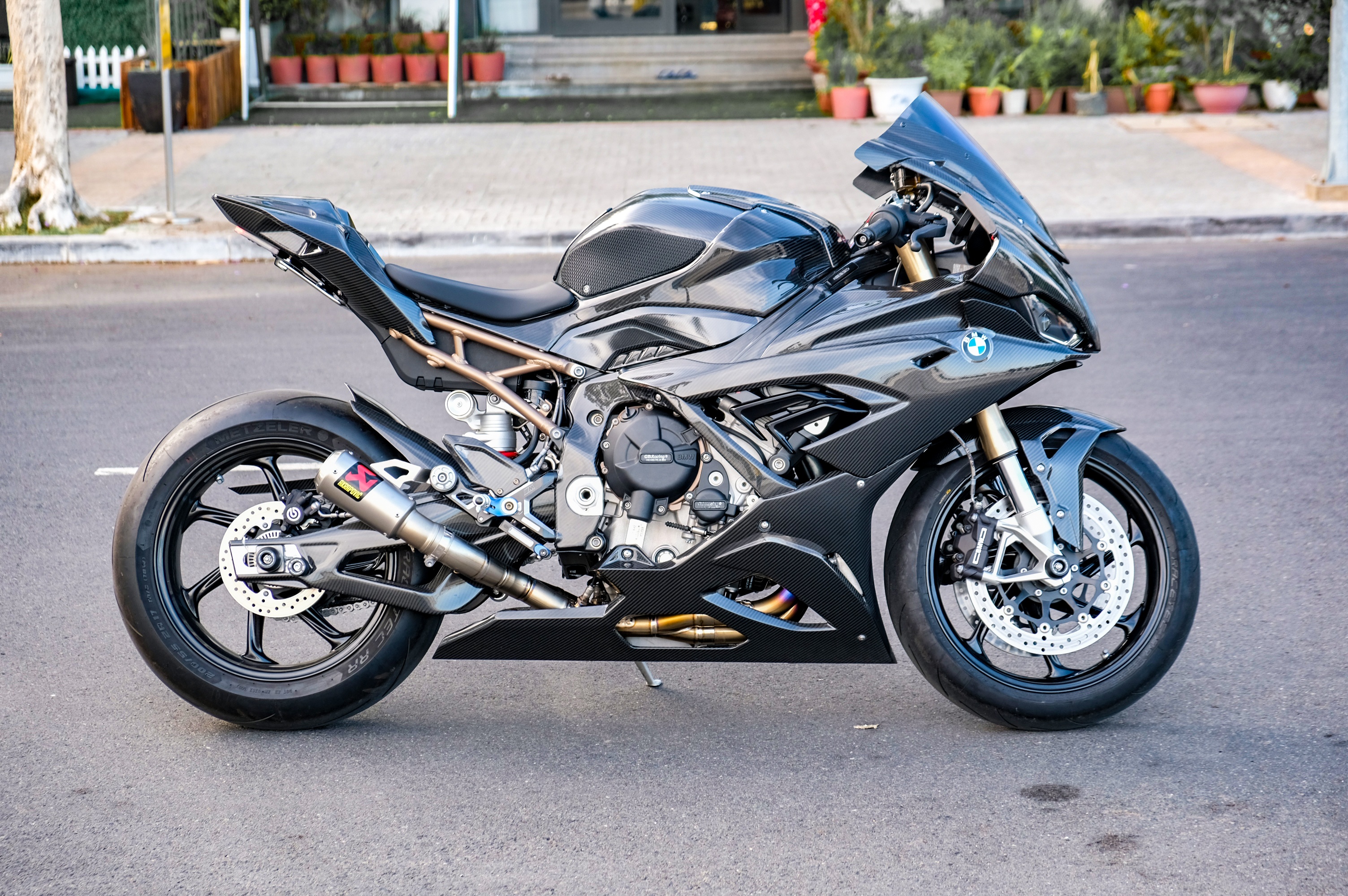 BMW S 1000 RR do dan ao carbon anh 9