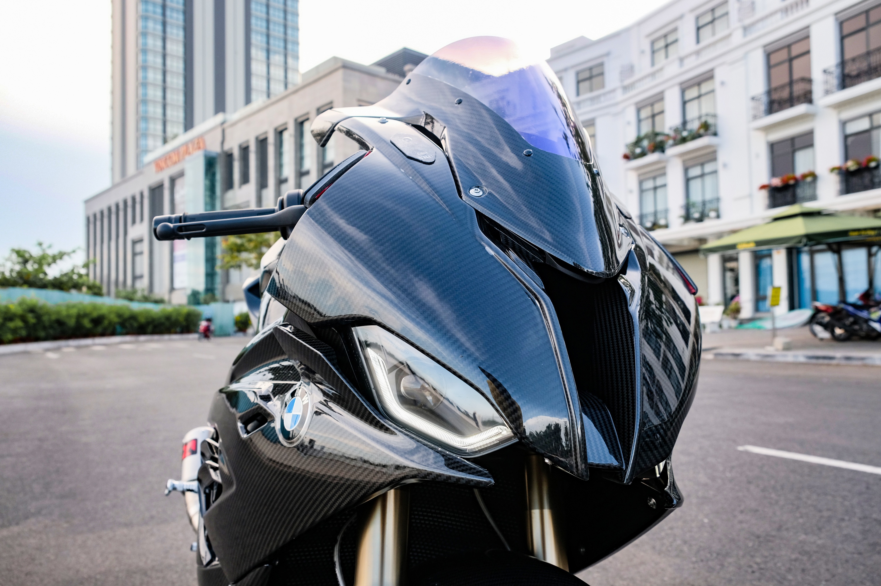 BMW S 1000 RR do dan ao carbon anh 10