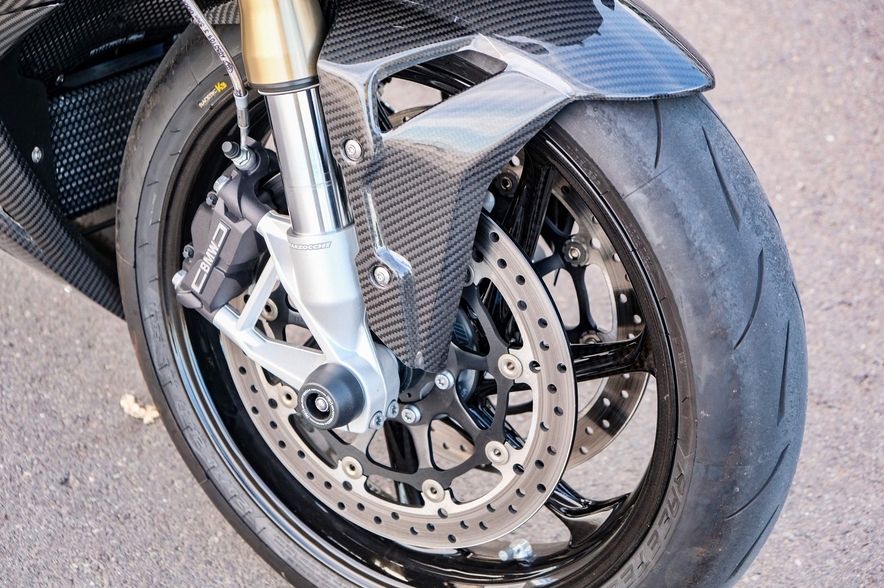 BMW S 1000 RR do dan ao carbon anh 6