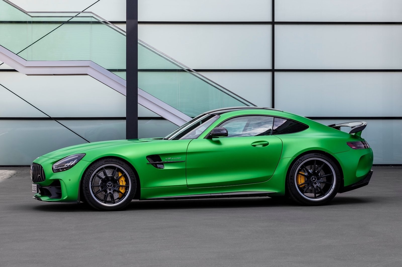 Mercedes-AMG GT R vừa ra mắt VN ảnh 4 Mercedes-AMG GT R vua ra mat VN anh 4