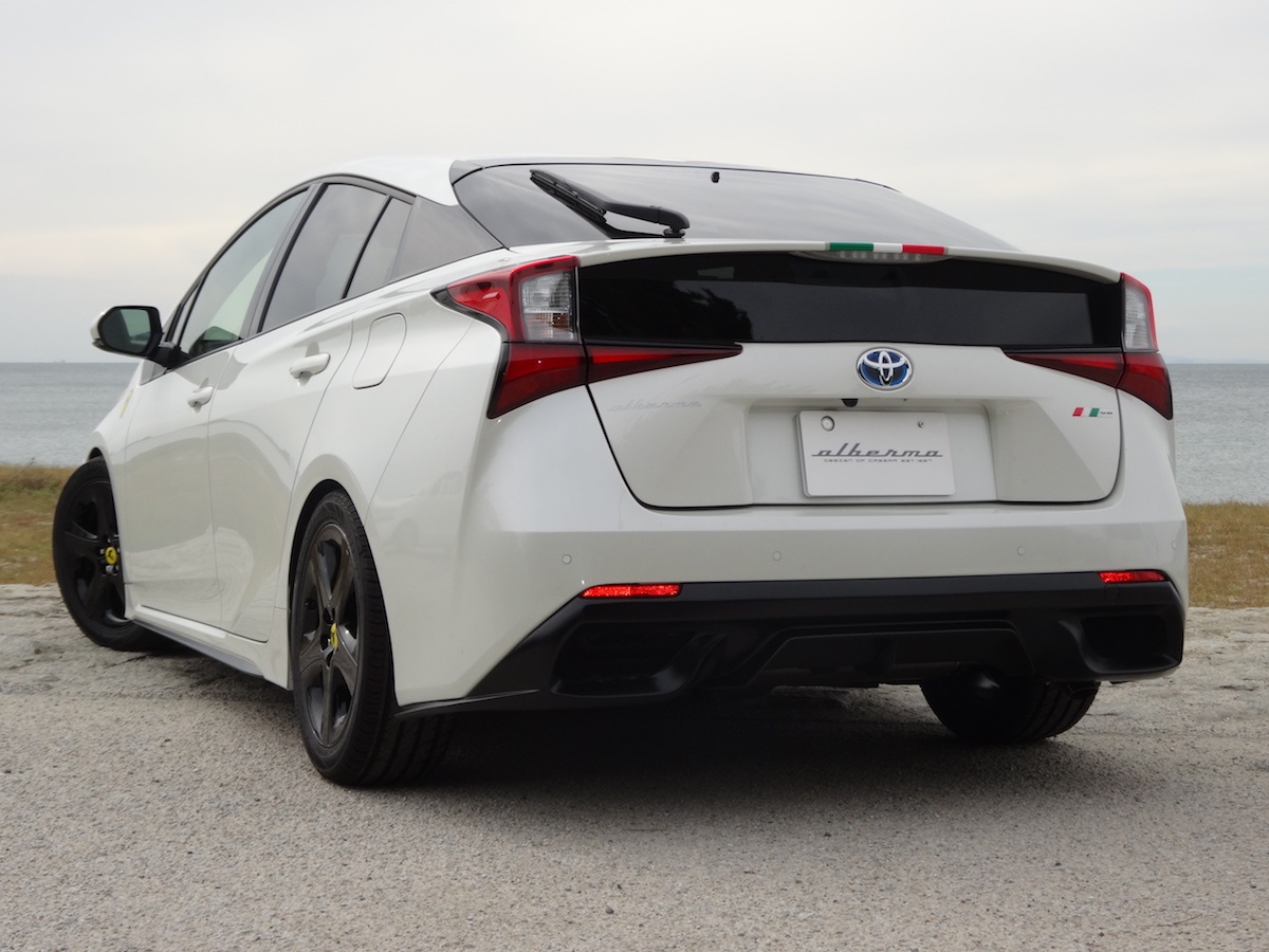 Toyota Prius hóa siêu xe Ferrari ảnh 7 Toyota Prius hoa sieu xe Ferrari anh 7
