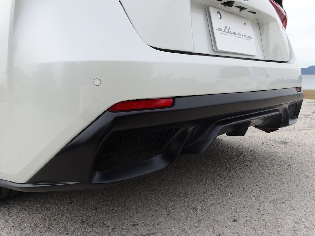 Toyota Prius hóa siêu xe Ferrari ảnh 4 Toyota Prius hoa sieu xe Ferrari anh 4