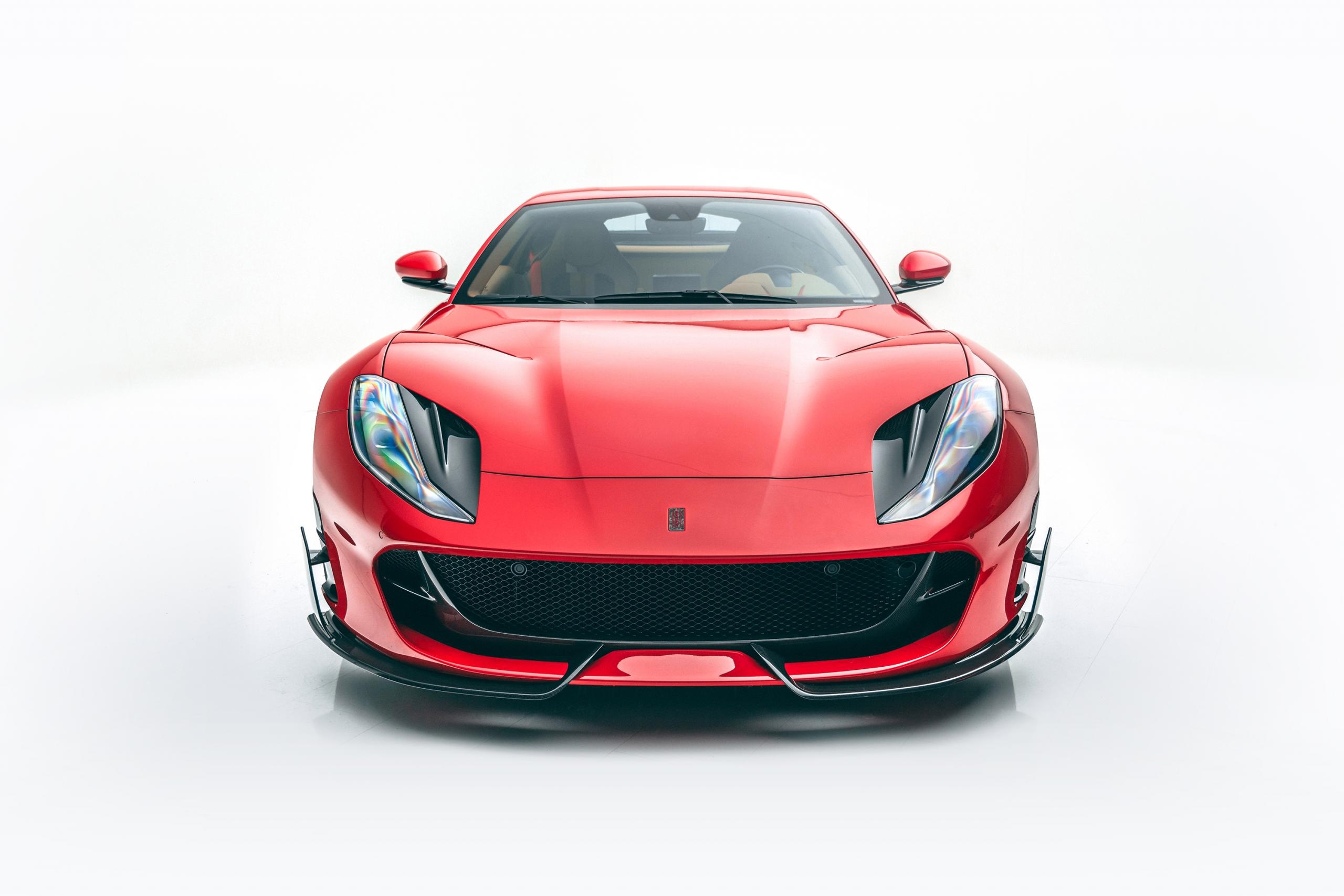 Ferrari 812 Superfast do Mansory anh 3