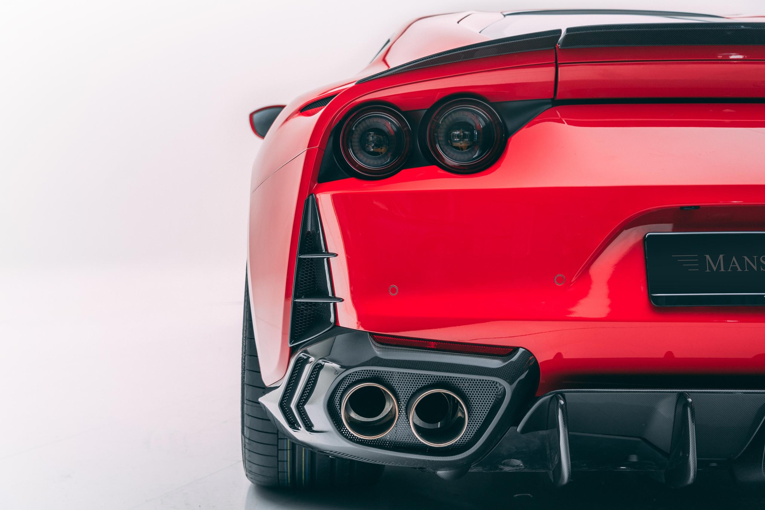 Ferrari 812 Superfast do Mansory anh 10