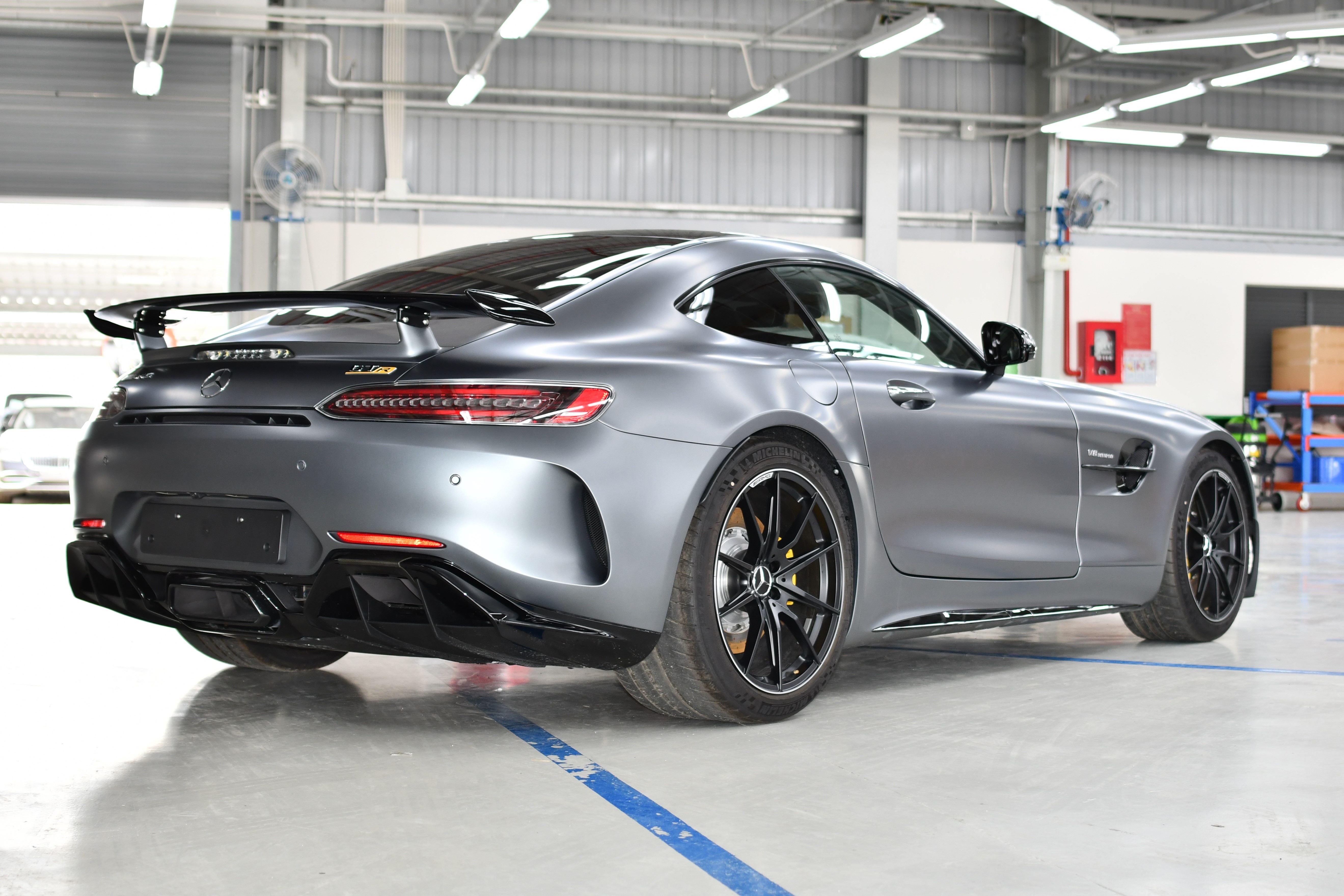 Mercedes-AMG GT R anh 6
