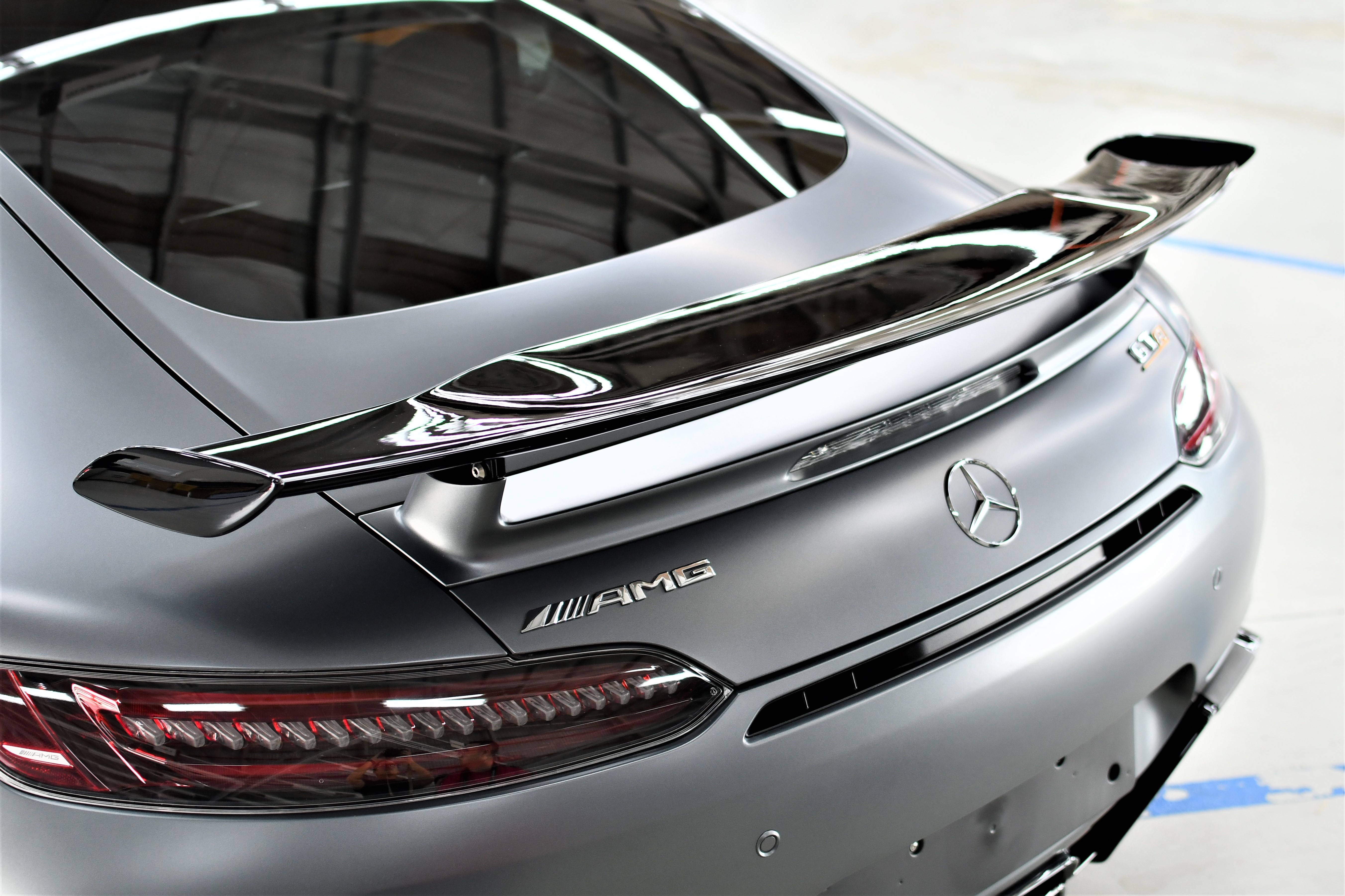 Chi tiet Mercedes-AMG GT R tai Viet Nam anh 12