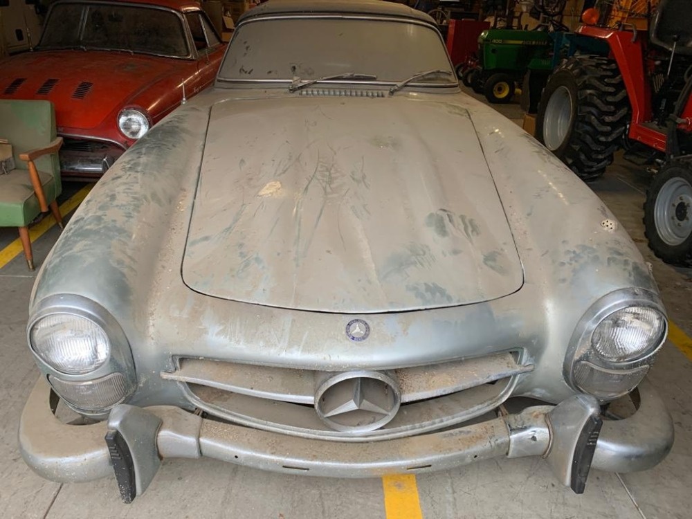Mercedes-Benz 300 SL Roadster gia 1 trieu USD anh 3