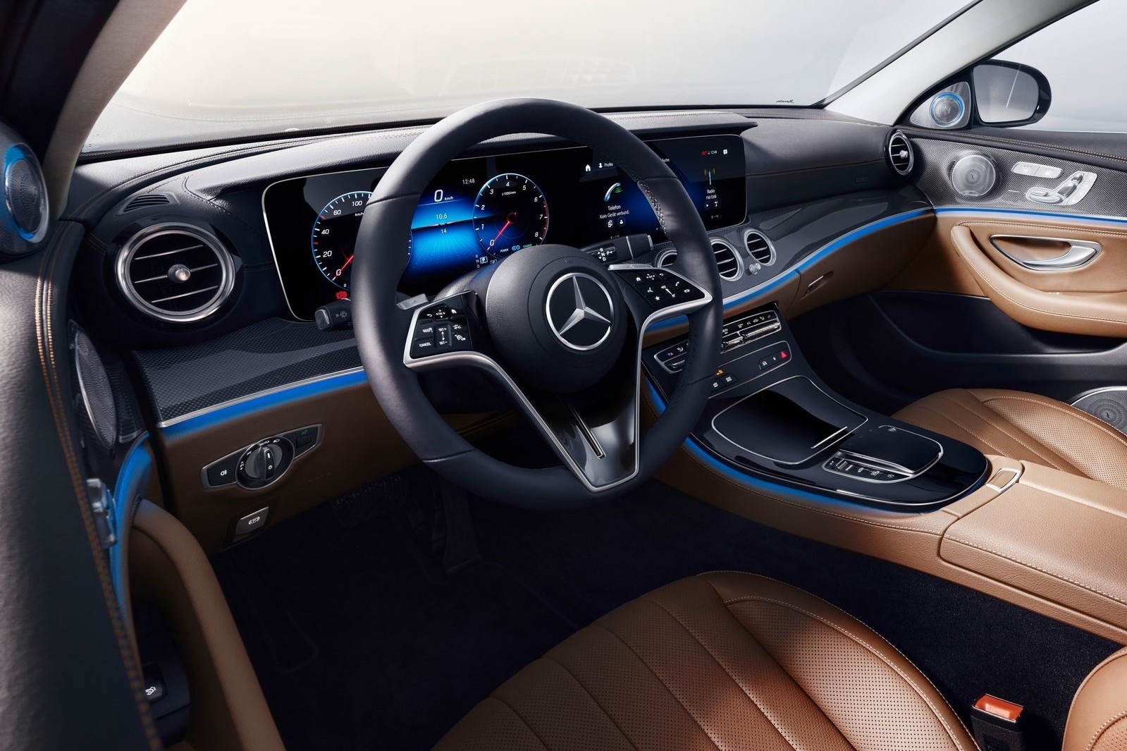 Mercedes-Benz E-Class vô-lăng mới ảnh 2 Mercedes-Benz E-Class vo-lang moi anh 2