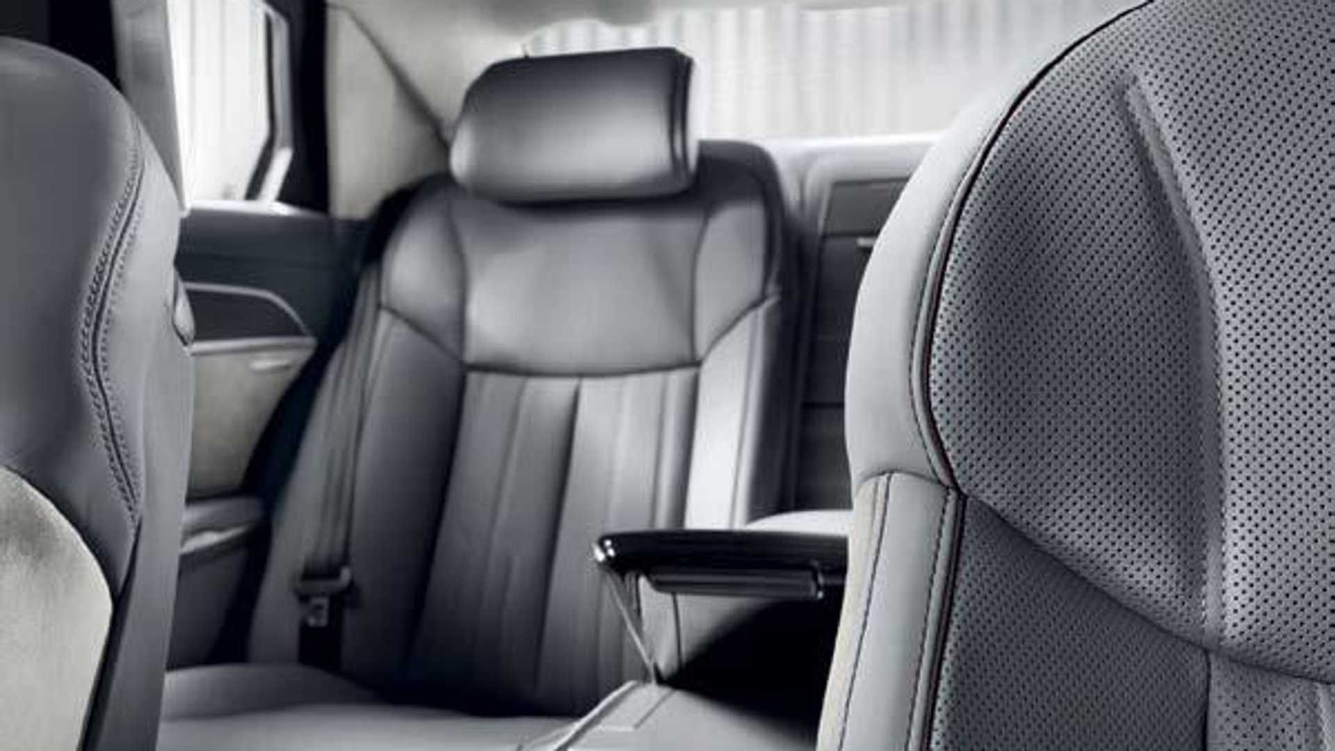 Audi A8 L phiên bản chống đạn có giá 750.000 USD ảnh 6 Audi A8 L phien ban chong dan co gia 750.000 USD anh 6