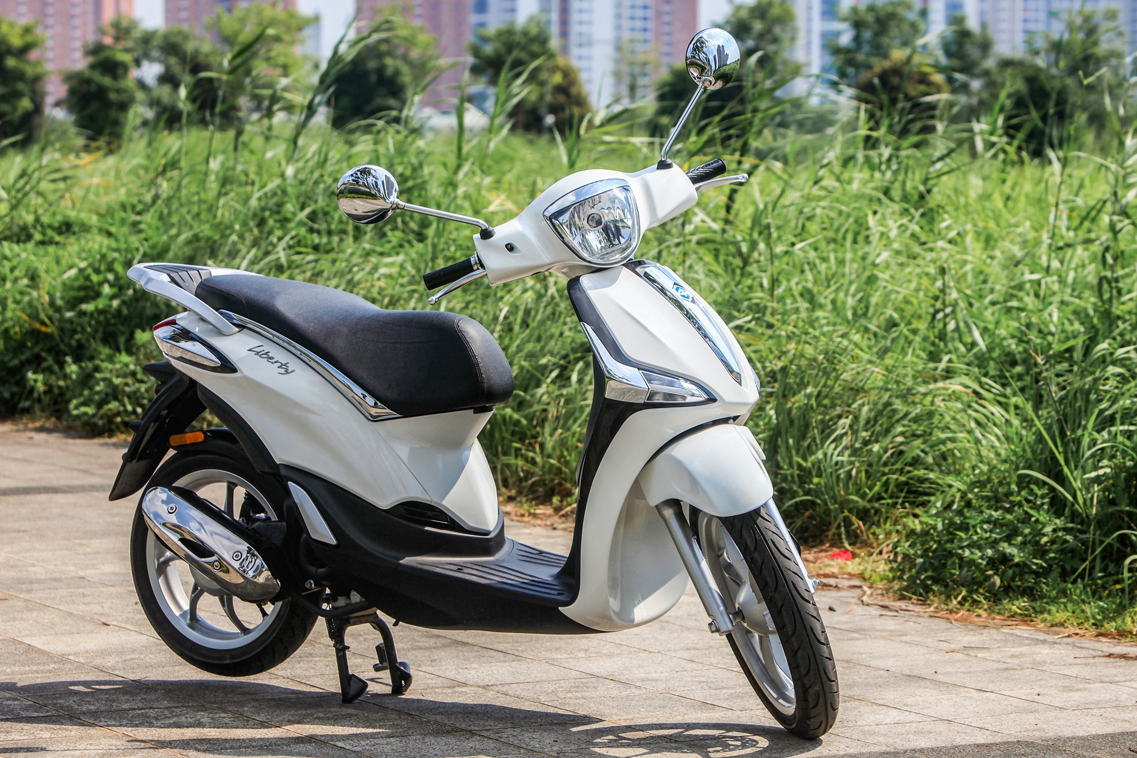 Chi tiết Piaggio Liberty 50 ảnh 10 Chi tiet Piaggio Liberty 50 anh 10