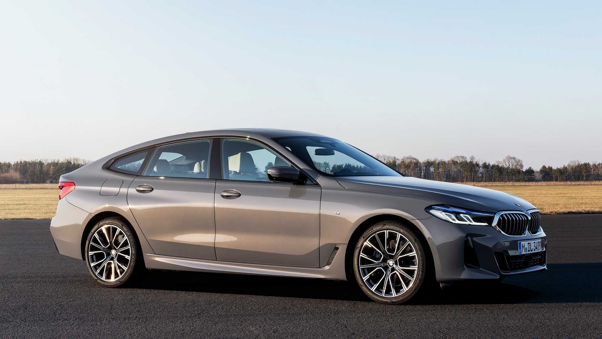 BMW 6-Series Gran Turismo 2021 ra mắt ảnh 1 BMW 6-Series Gran Turismo 2021 ra mat anh 1