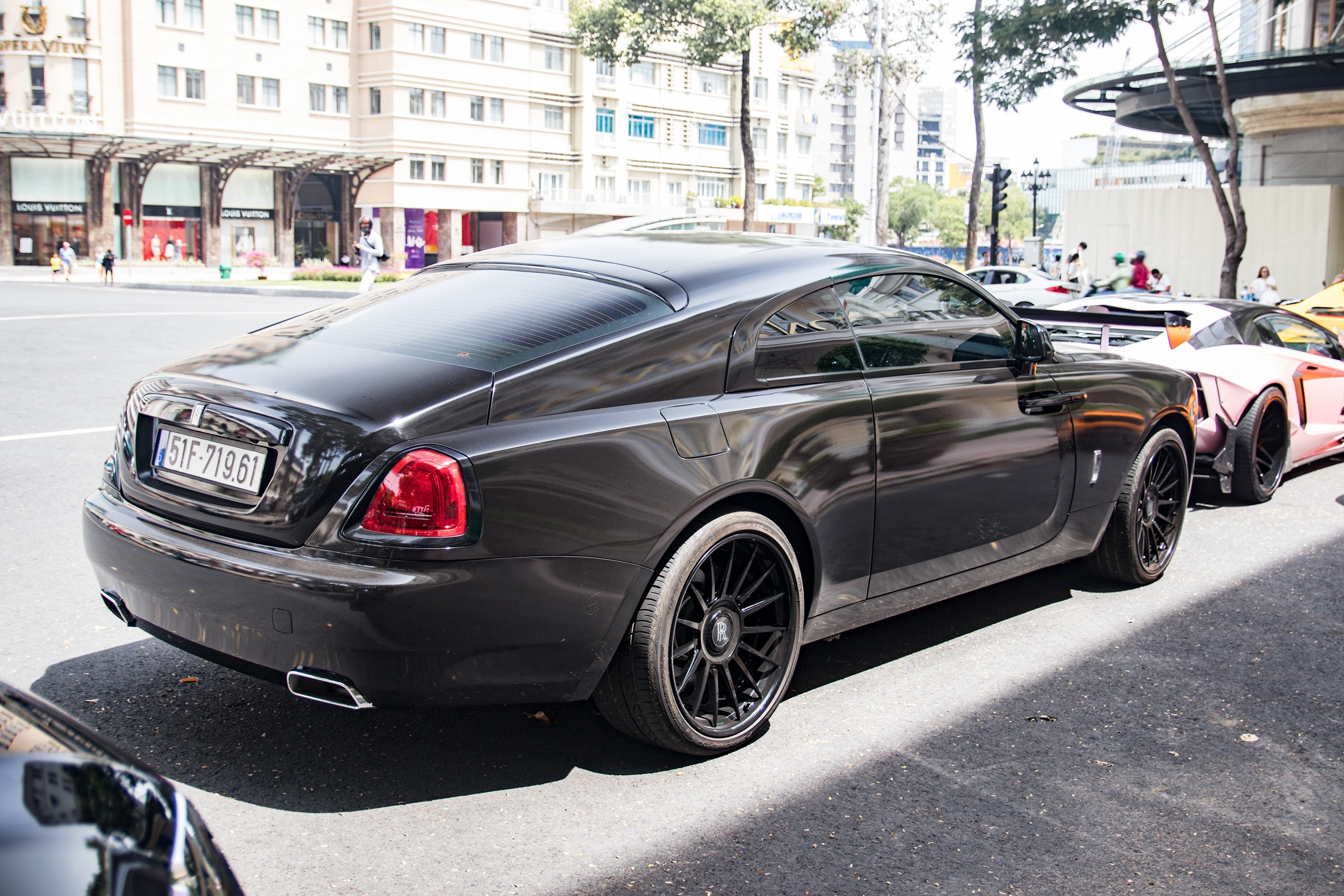 Rolls-Royce Wraith được lột xác ấn tượng ảnh 2 Rolls-Royce Wraith duoc lot xac an tuong anh 2