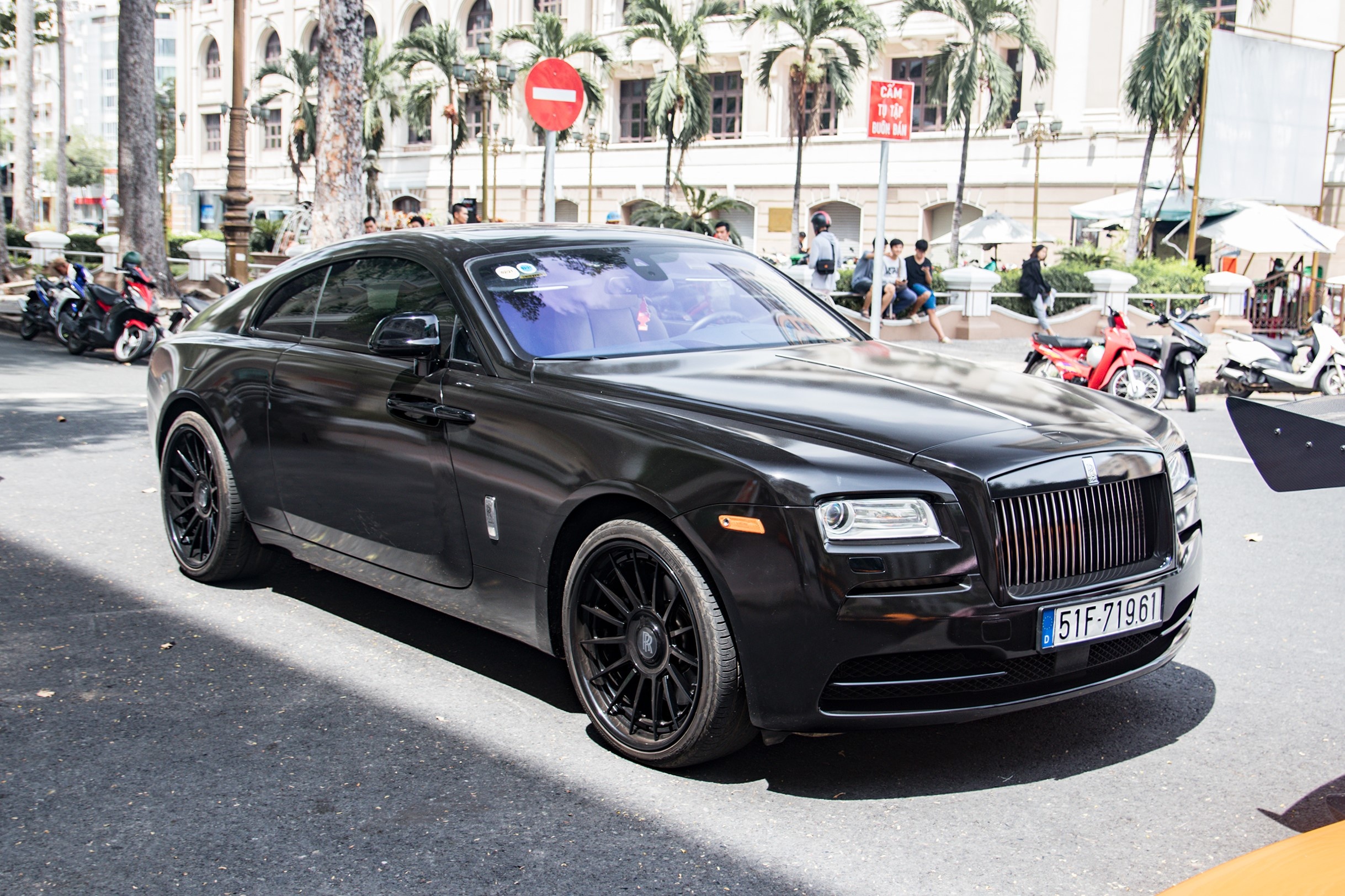 Rolls-Royce Wraith được lột xác ấn tượng ảnh 4 Rolls-Royce Wraith duoc lot xac an tuong anh 4