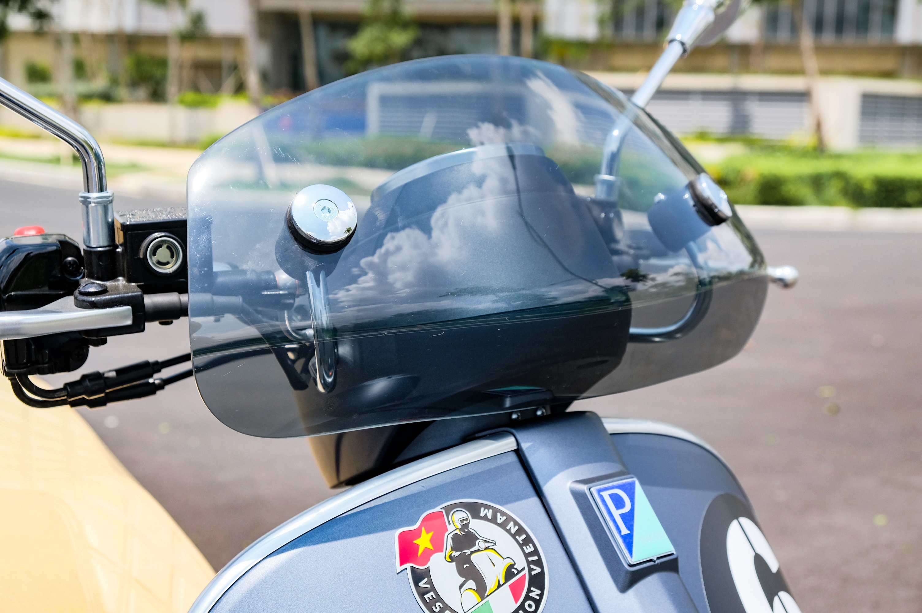 Chi tiet Vespa Sei Giorni II tai VN anh 4