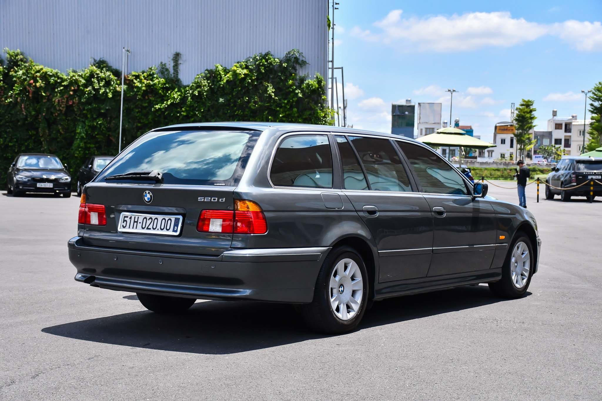 BMW 520d Wagon doc nhat Viet Nam anh 2
