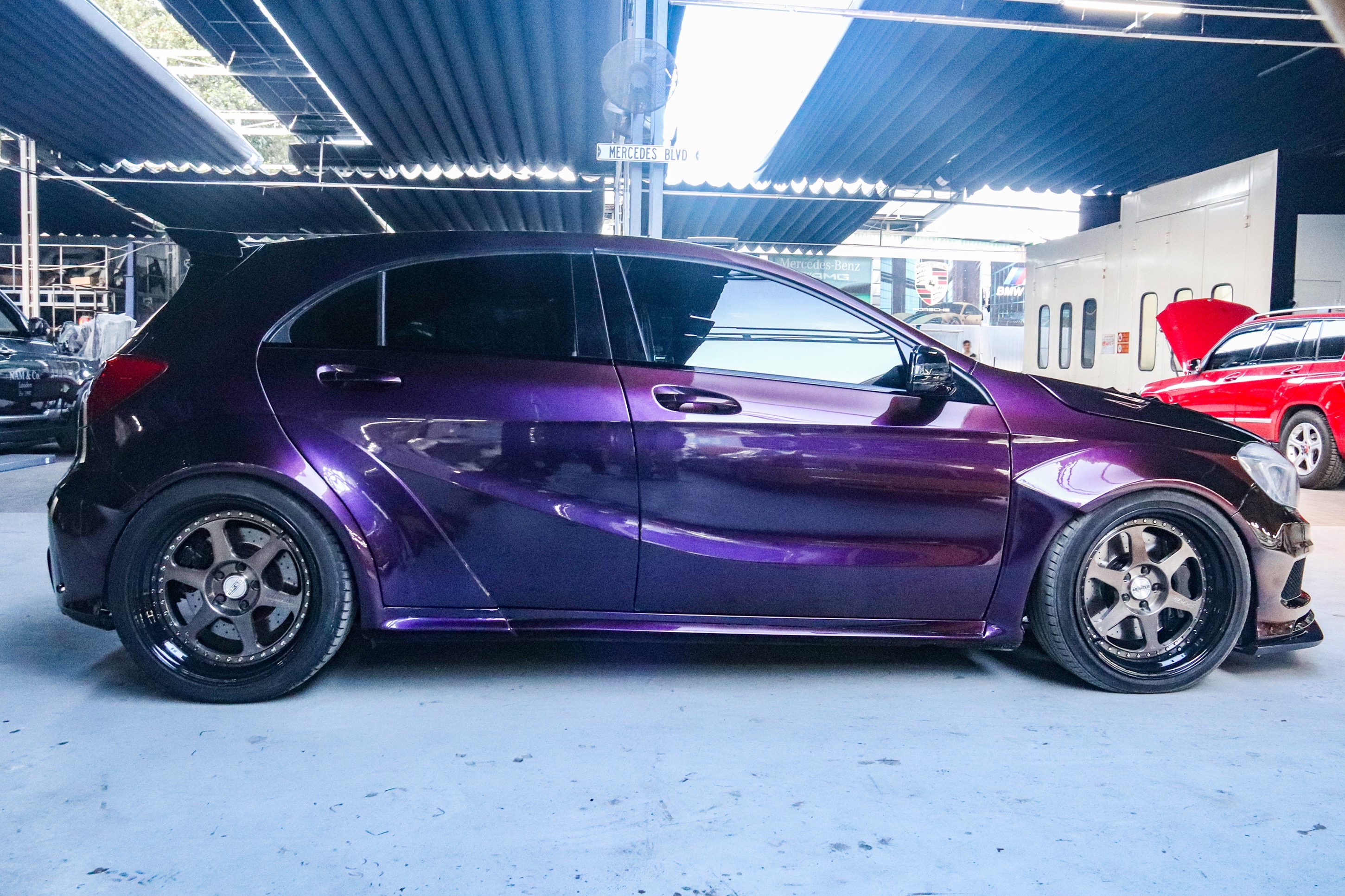 Mercedes-AMG A 45 do mau son chuyen sac anh 4