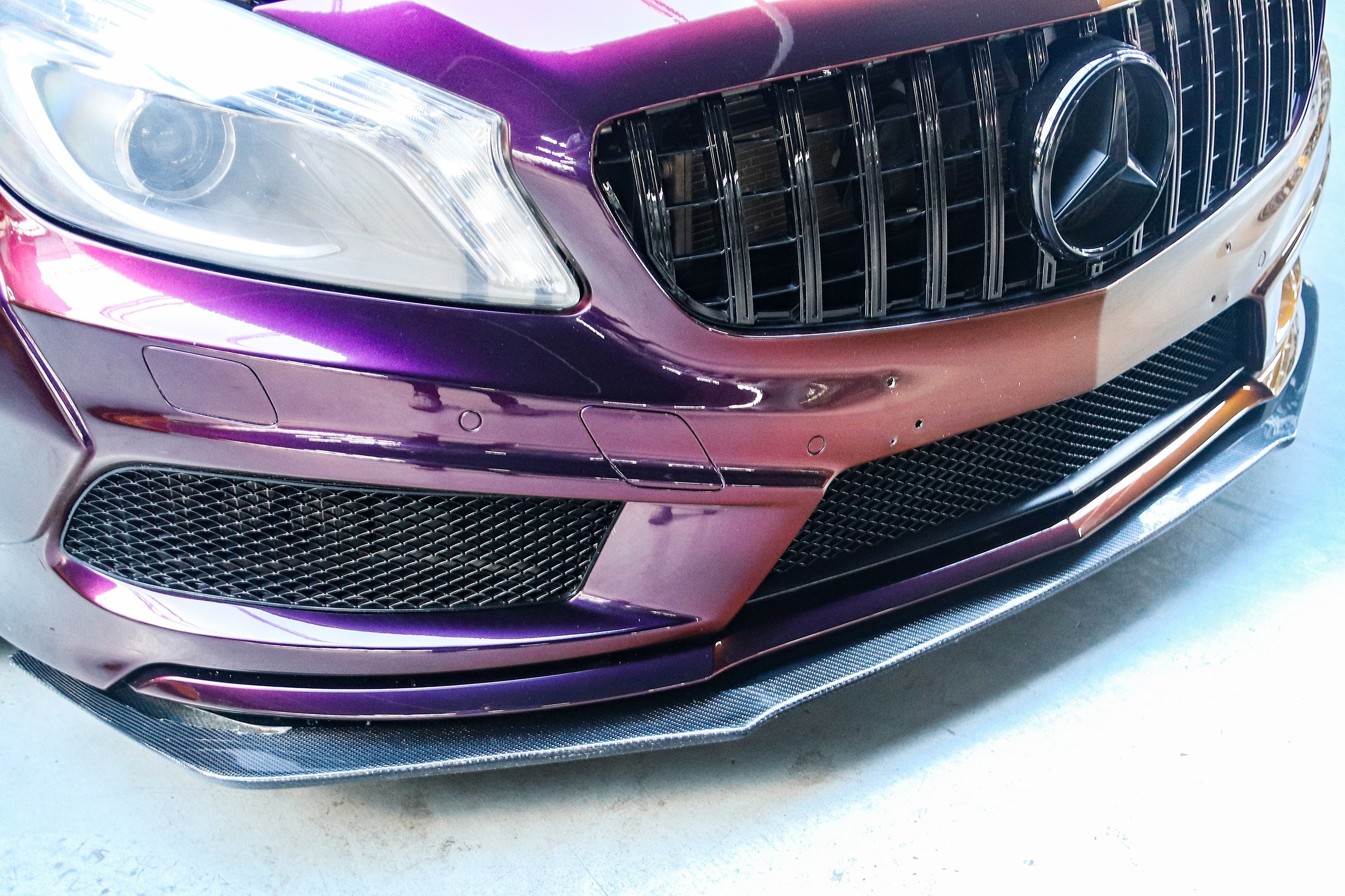 Mercedes-AMG A 45 do mau son chuyen sac anh 7