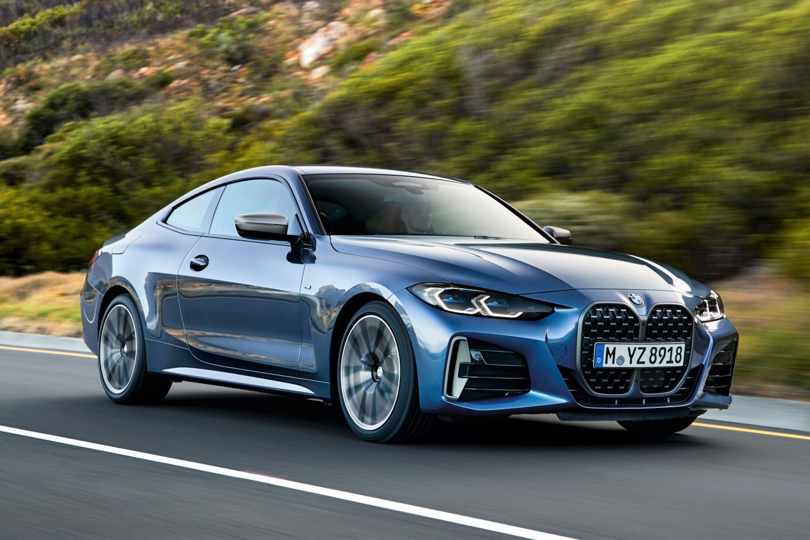 BMW 4-Series va cac mau coupe hang sang co nho dang chu y hinh anh