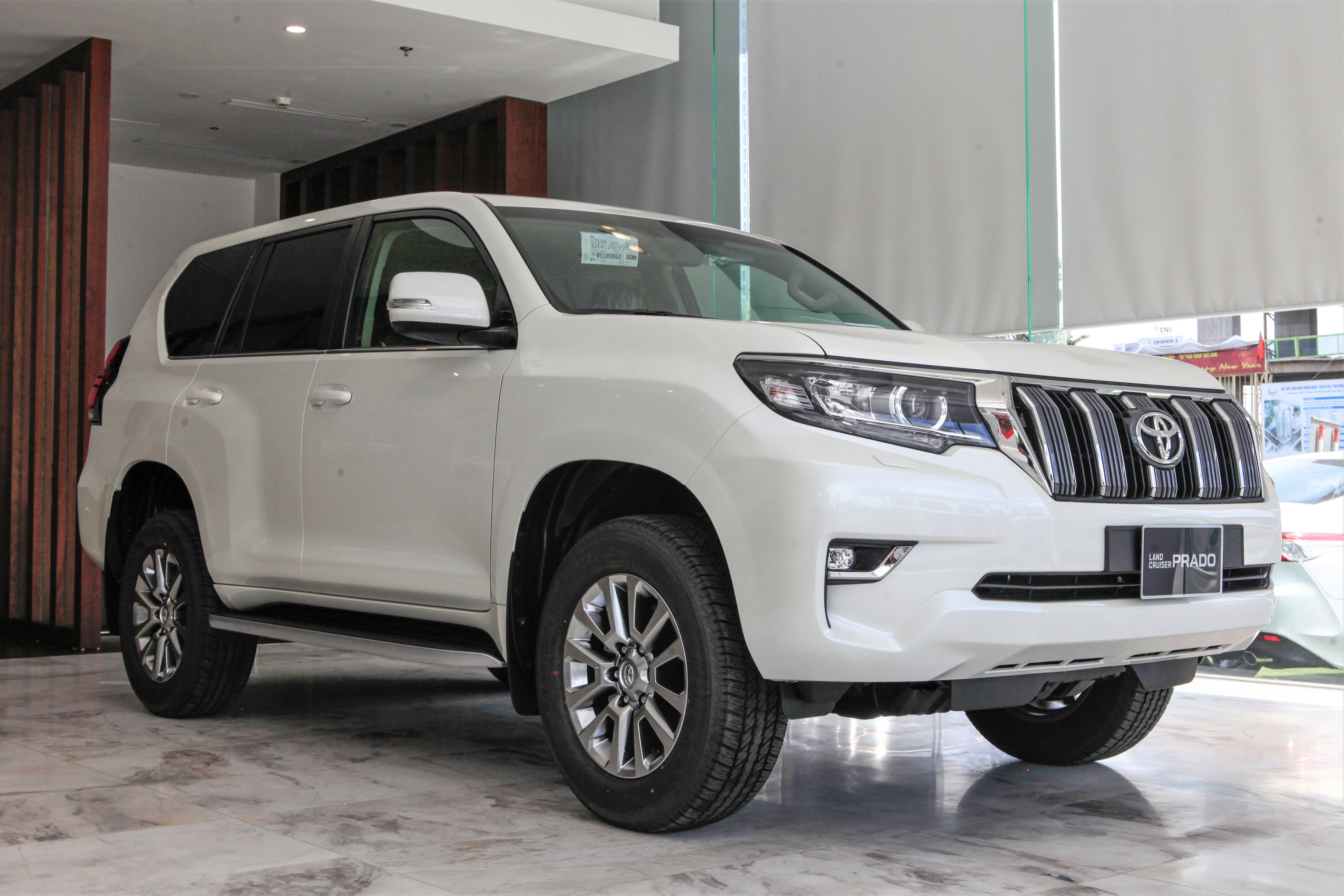 SUV 7 cho anh 2