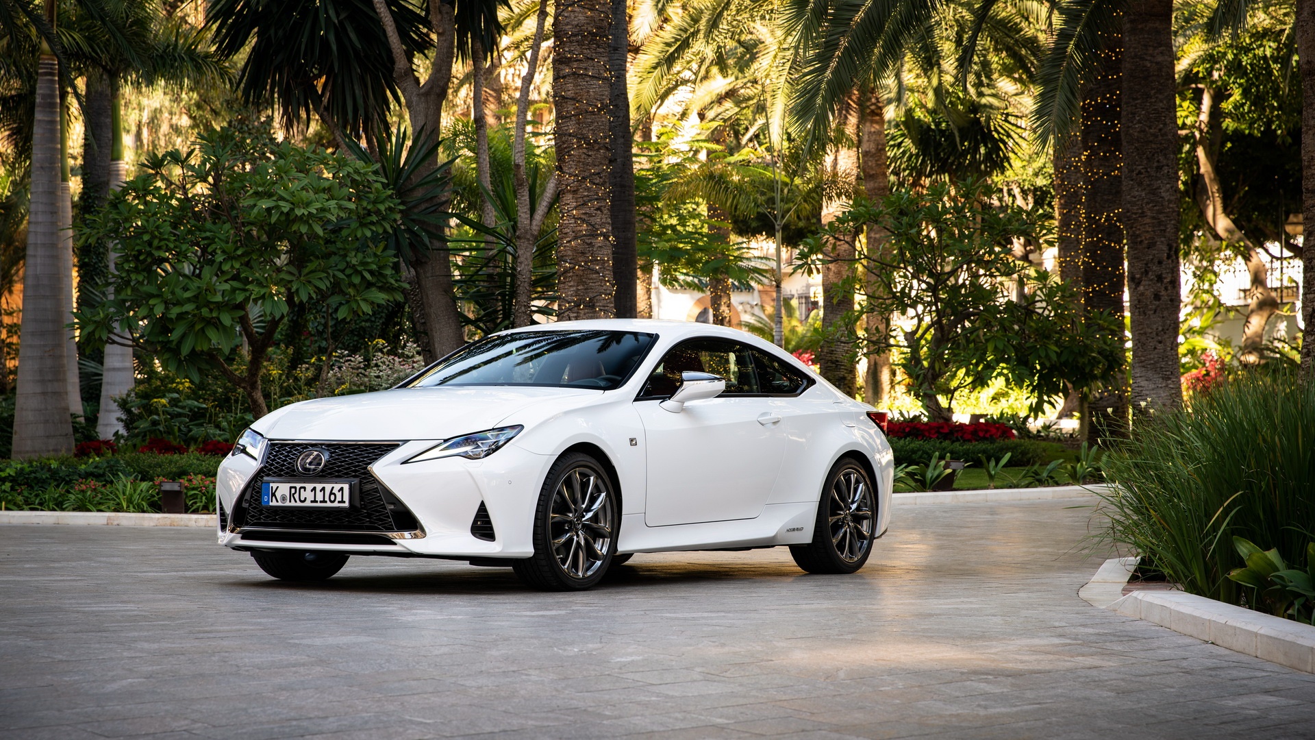 So sanh BMW 4-Series Coupe anh 10