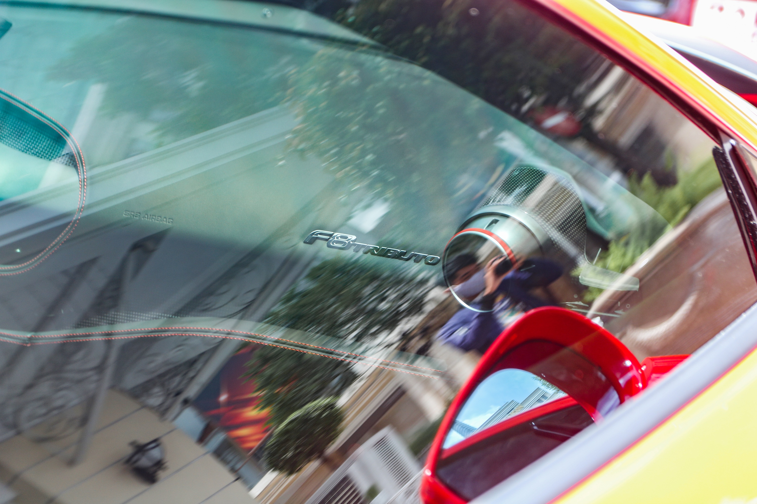 Chi tiet Ferrari F8 Tributo dau tien Viet Nam anh 11