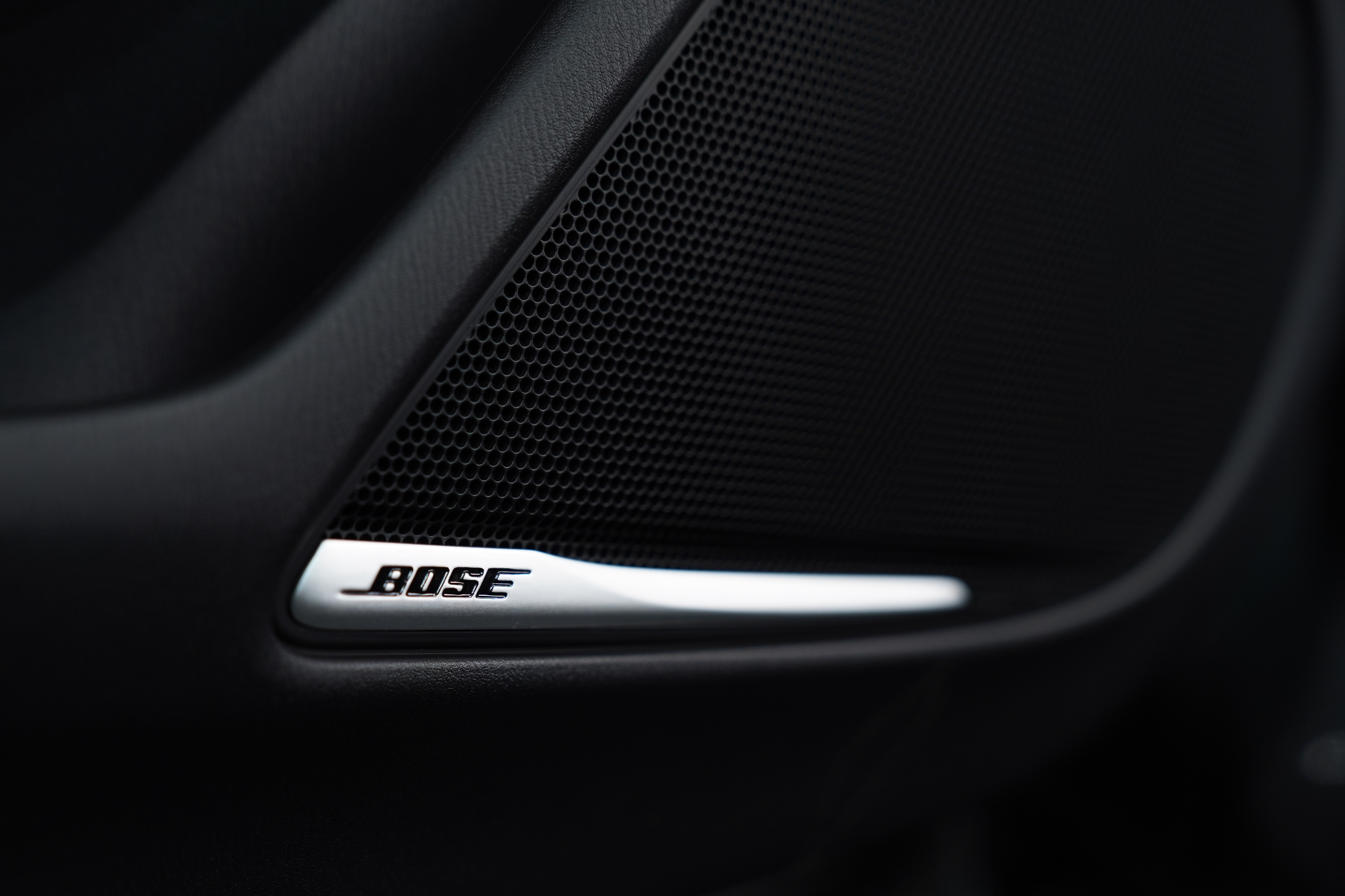 Mazda6 vua ra mat Viet Nam anh 9