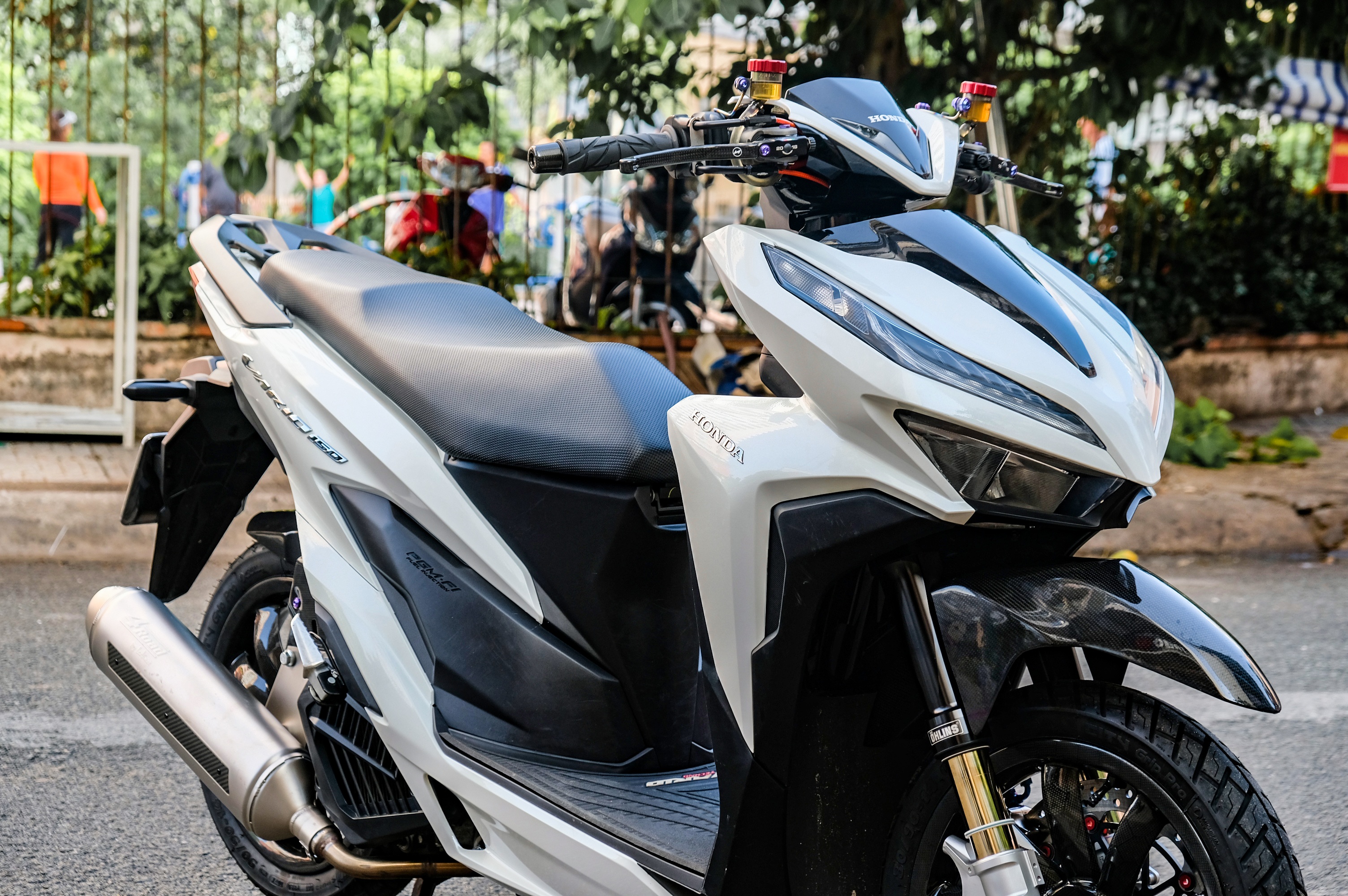 Biker Dong Thap chi hon 100 trieu do Honda Vario anh 12