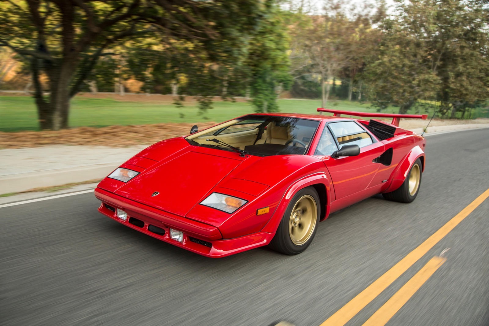 Những sự thật về Lamborghini ảnh 1 Nhung su that ve Lamborghini anh 1