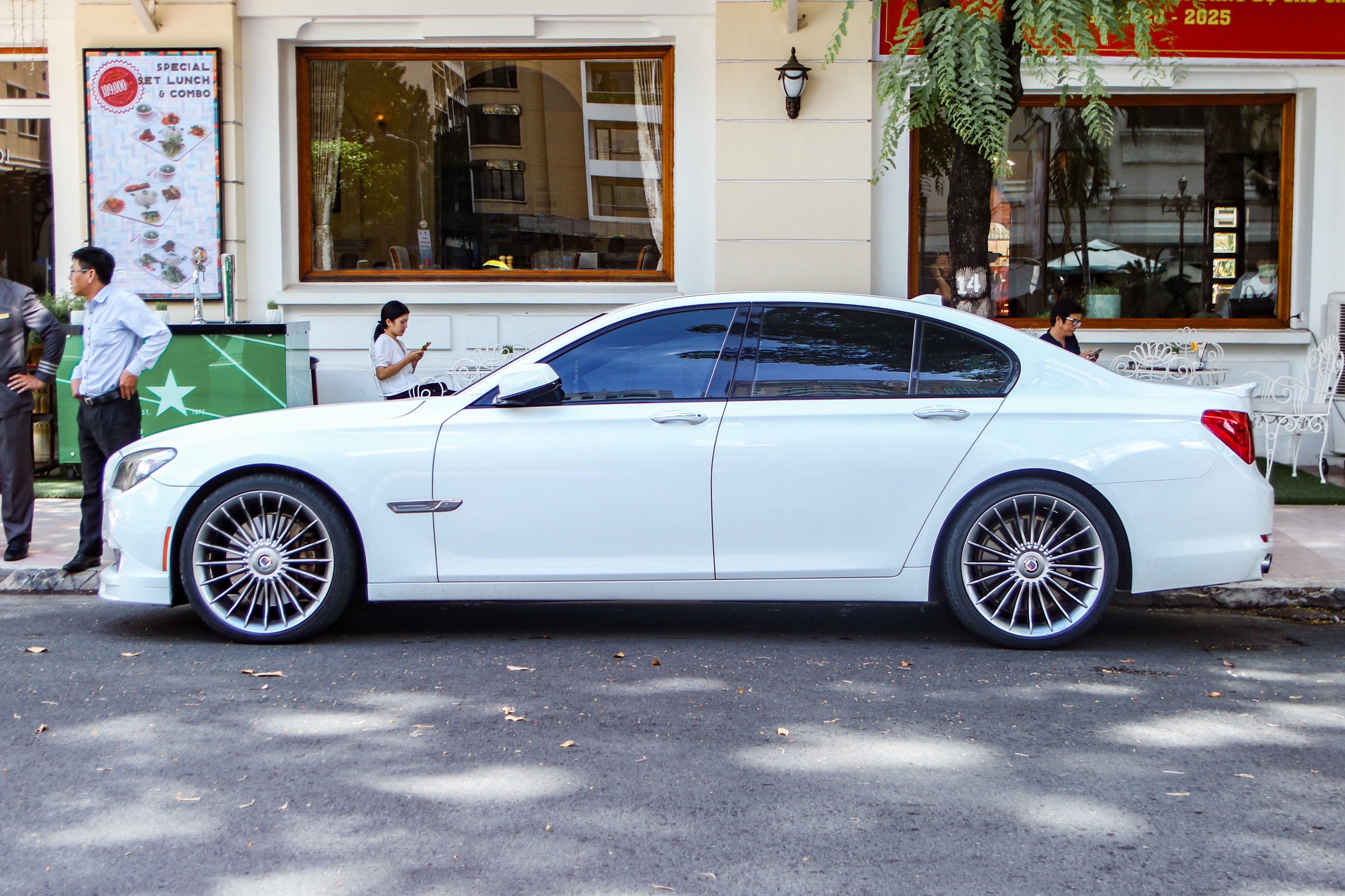 Alpina B7 hang hiem anh 3